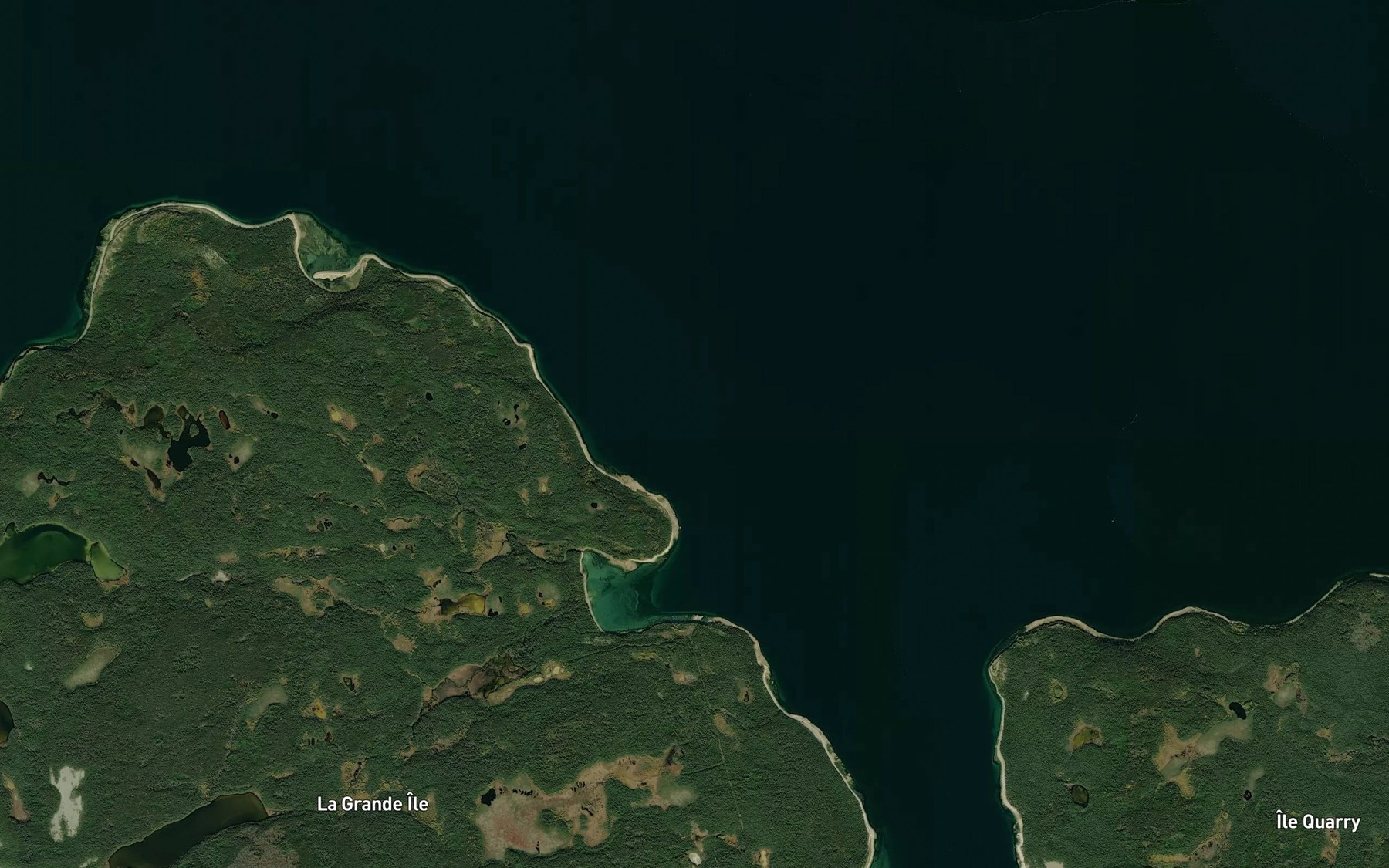 Satellite map of the Barachois a Montpetit