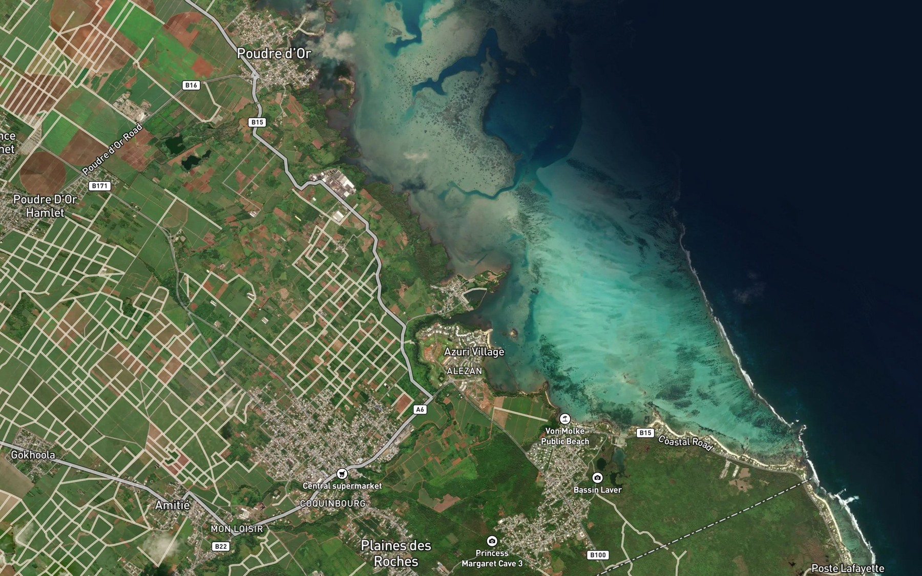 Satellite map of the Baie La Riviere