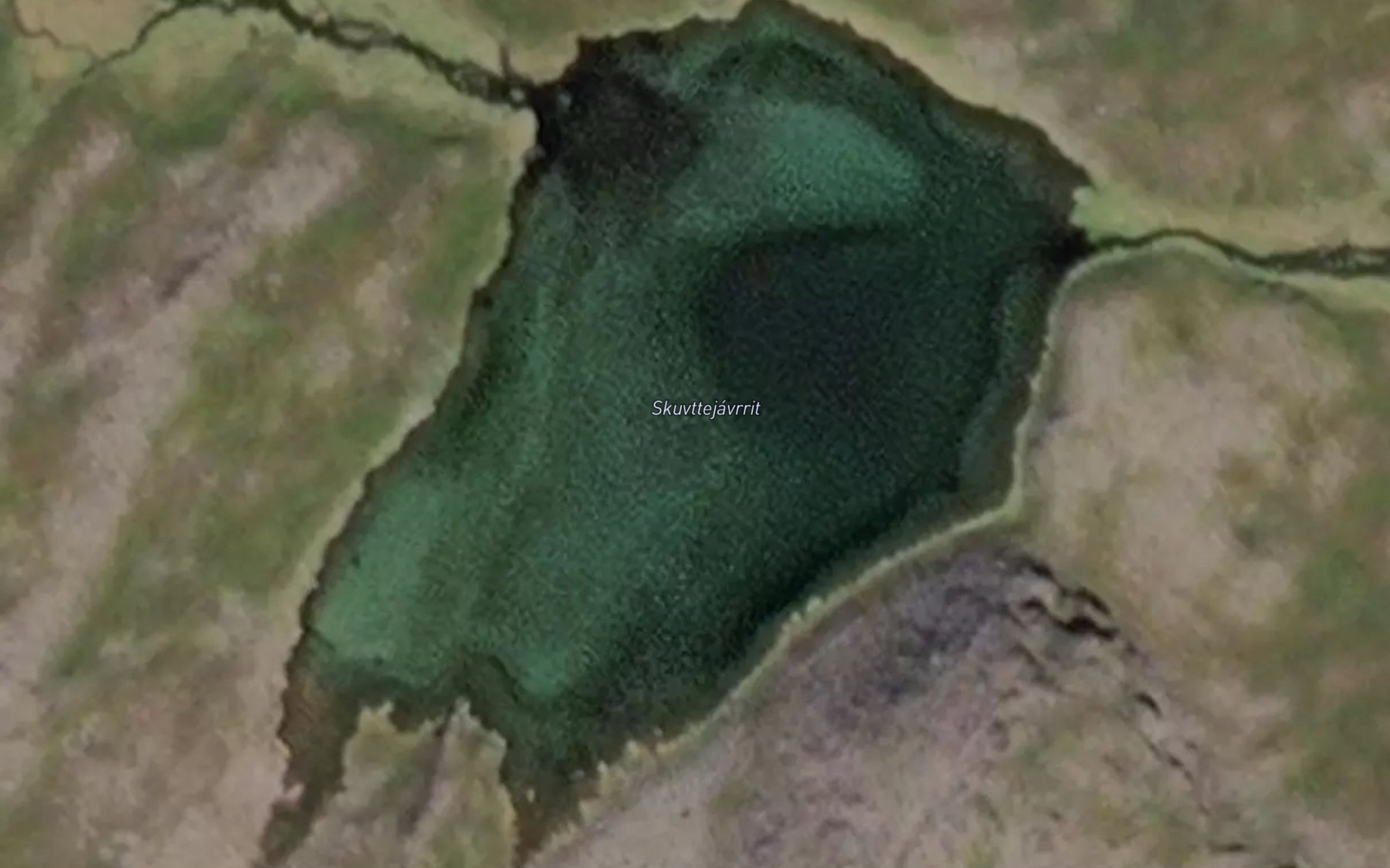 Satellite map of the Skuvtejavrit