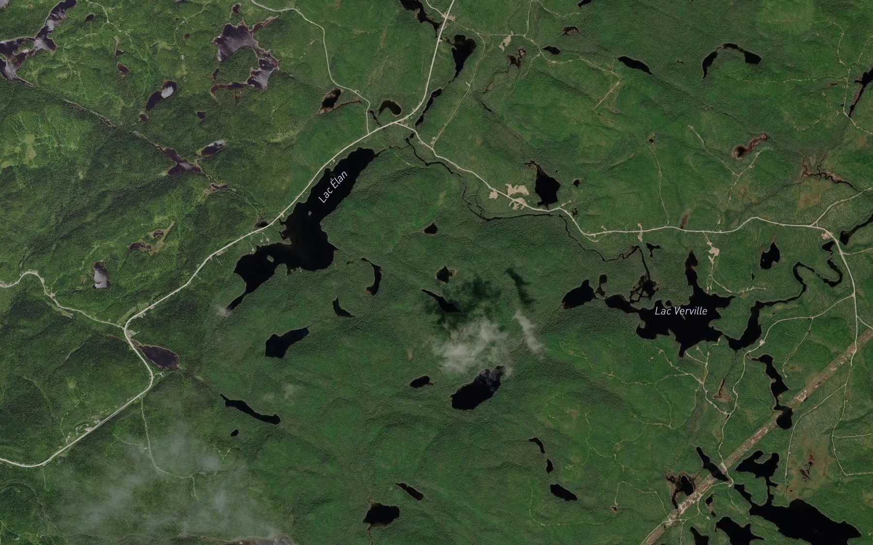 Satellite map of the Lac de la Ballade