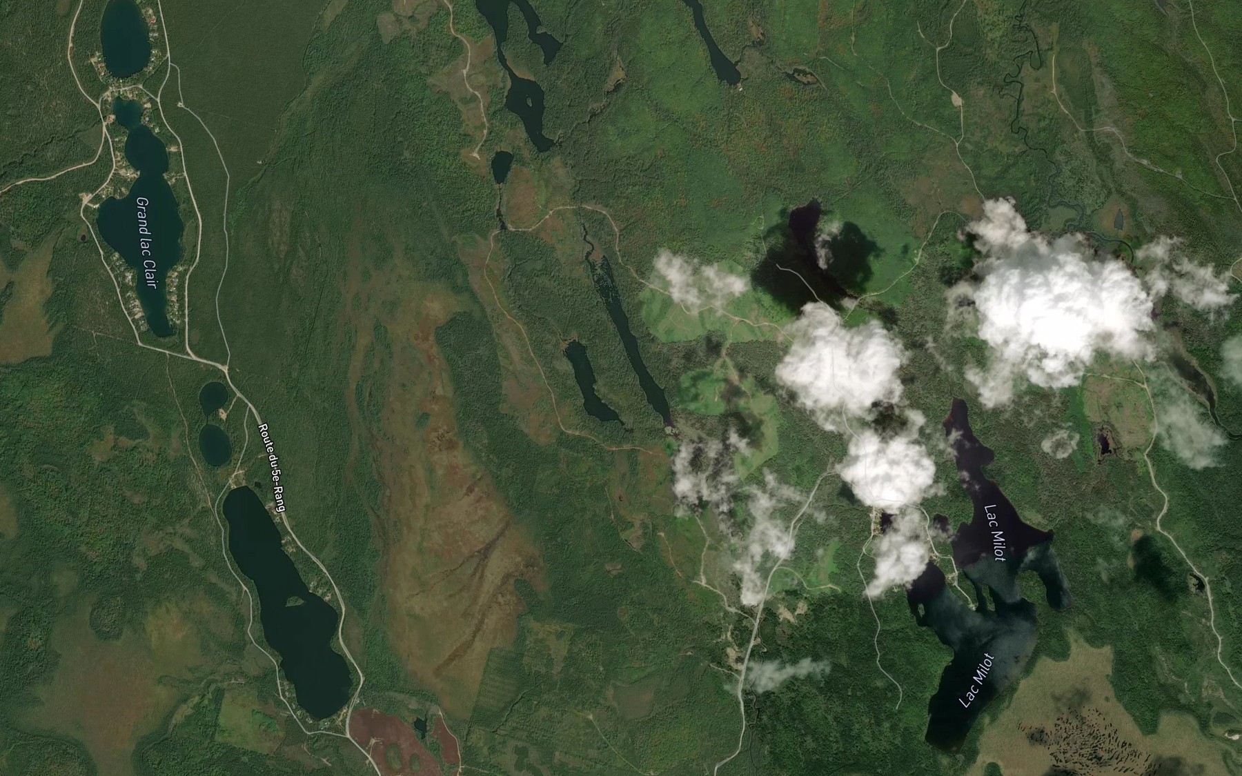 Satellite map of the Lac aux Foins