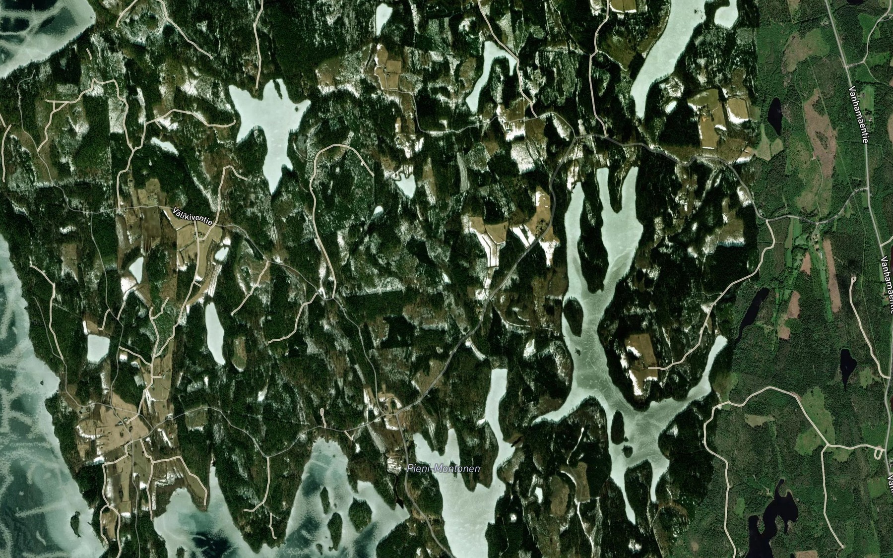 Satellite map of the Mokrynlampi