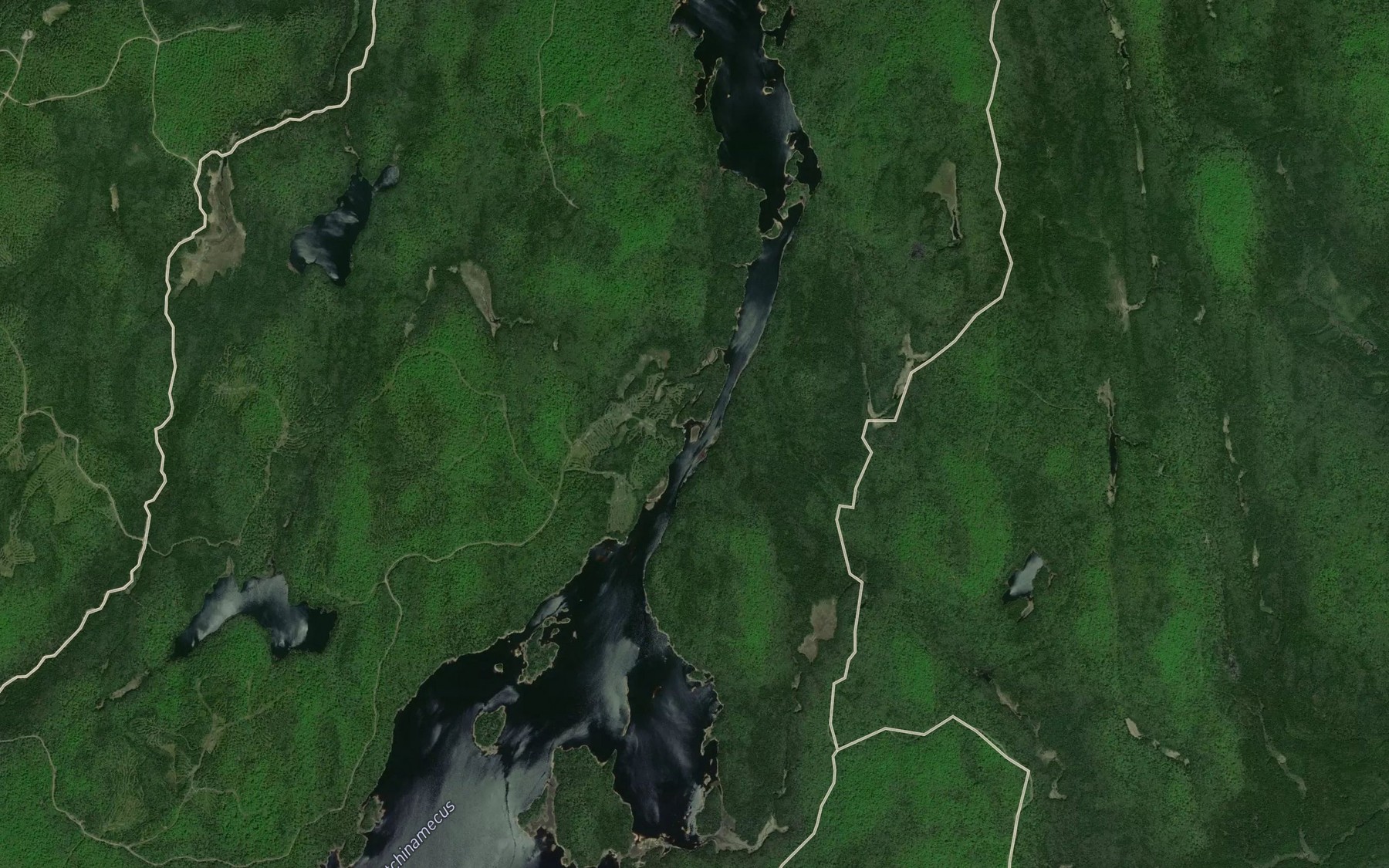 Satellite map of the Le Canal