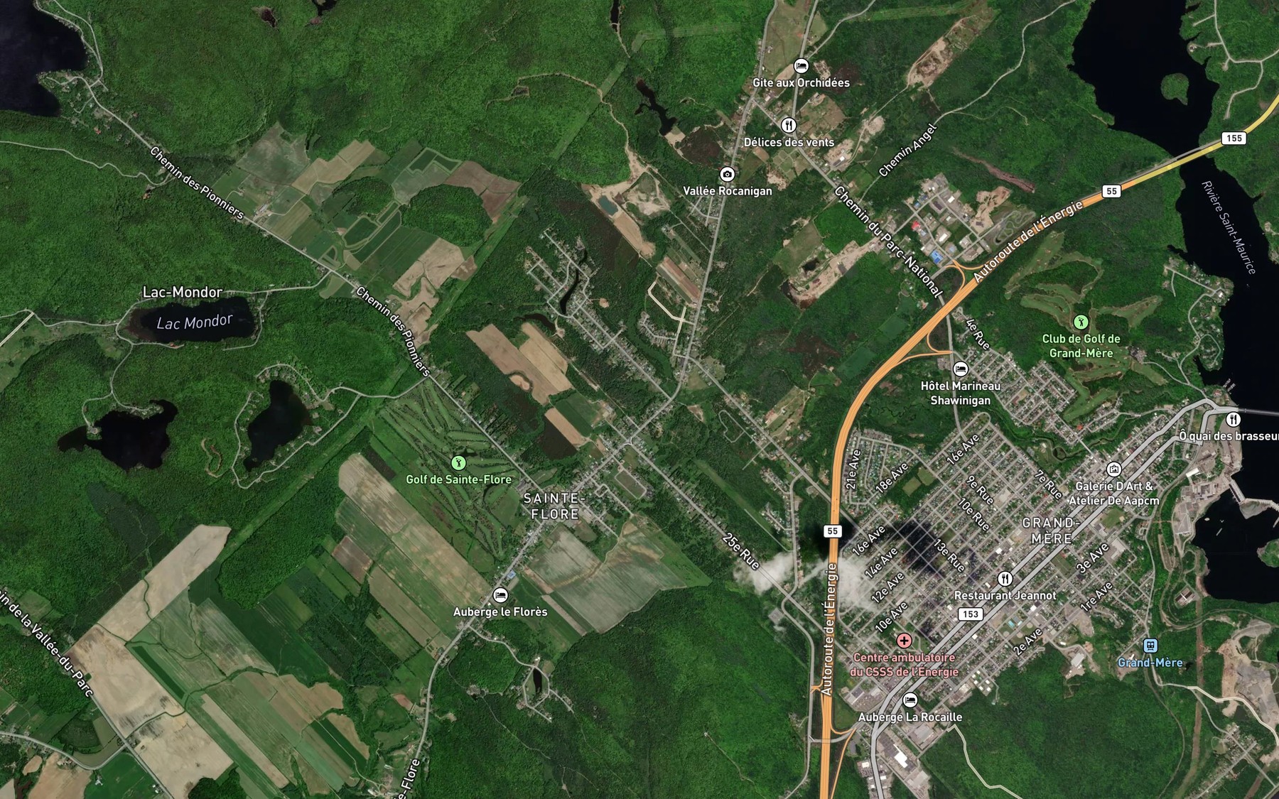 Satellite map of the Cours d'eau Lavergne