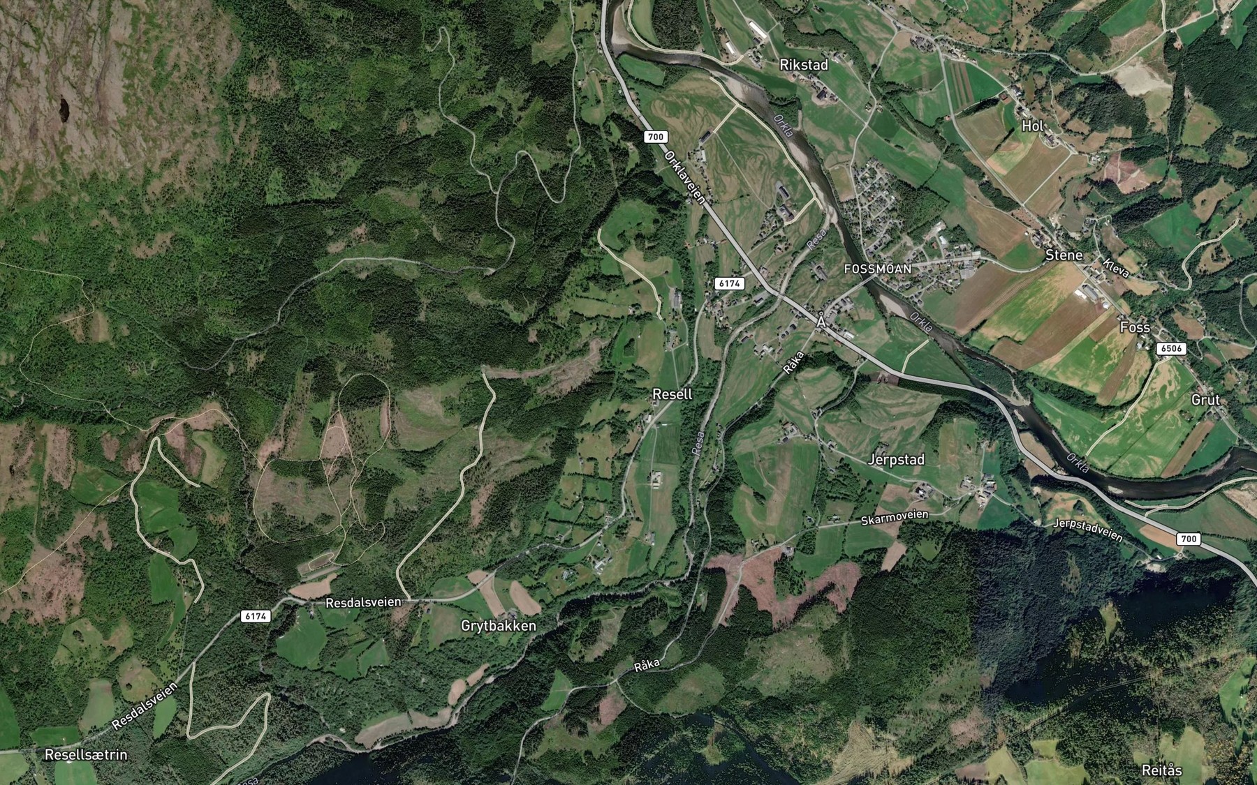 Satellite map of the Slira