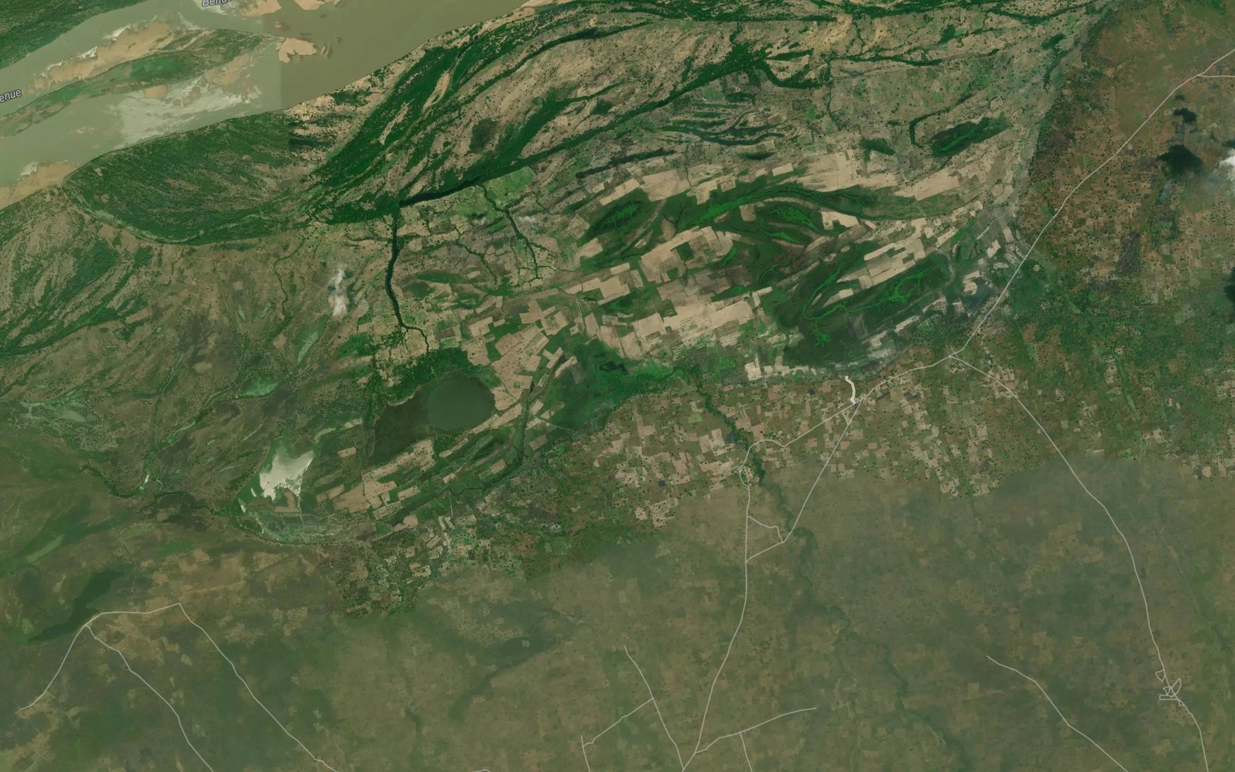 Satellite map of the River Uweyande