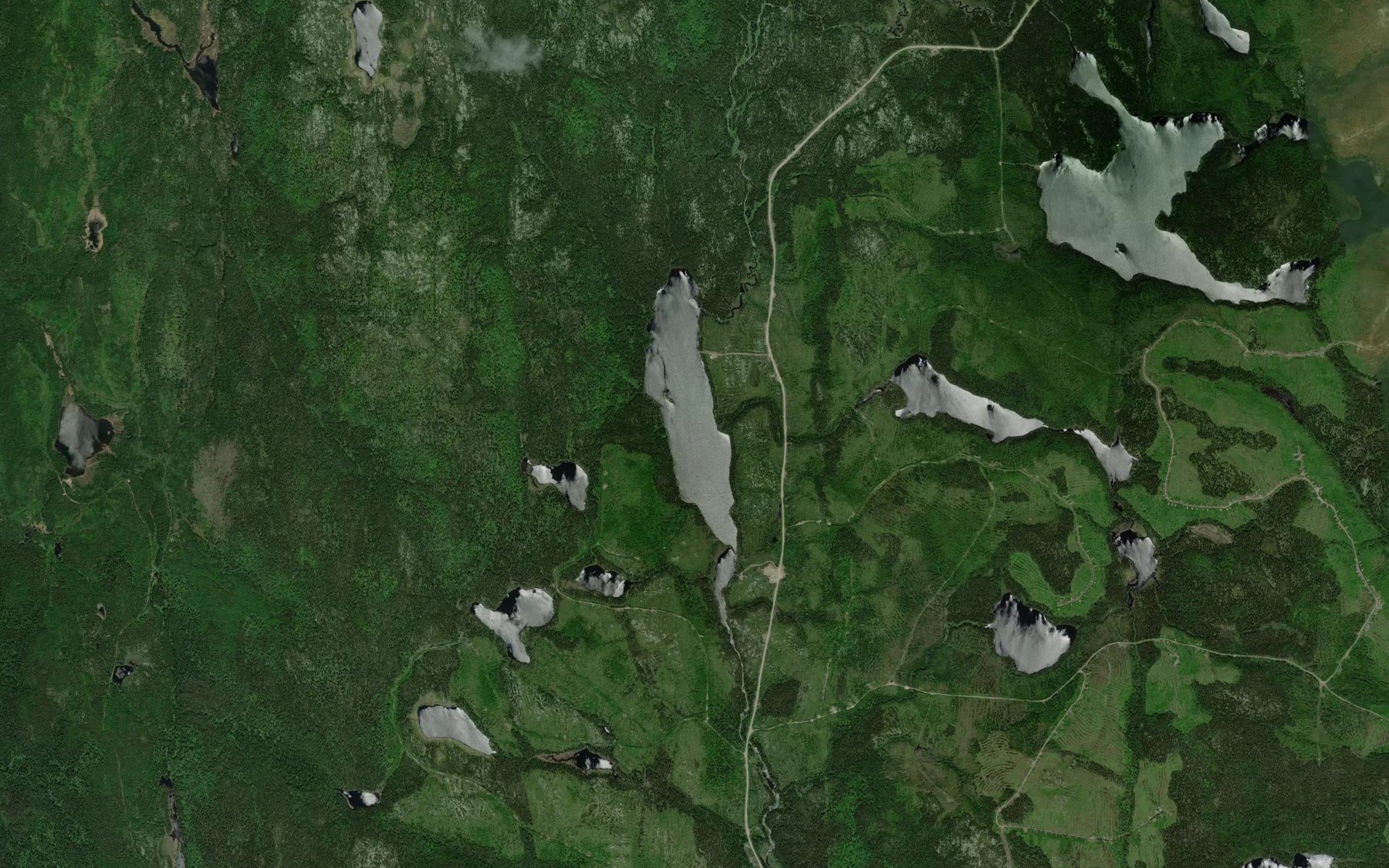 Satellite map of the Lac Shetshipituamanu