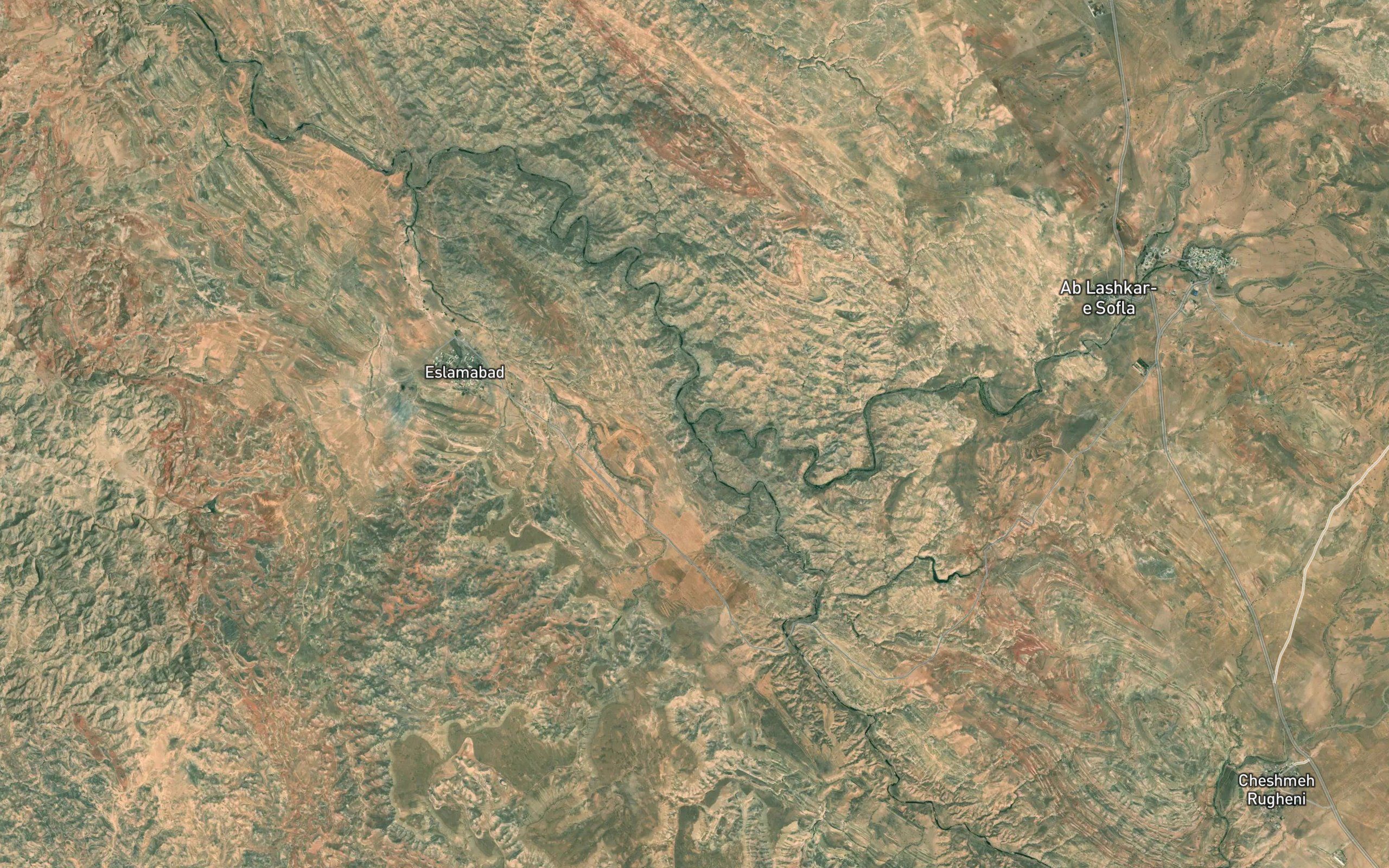 Rudkhaneh-ye Ab-e Chegaman