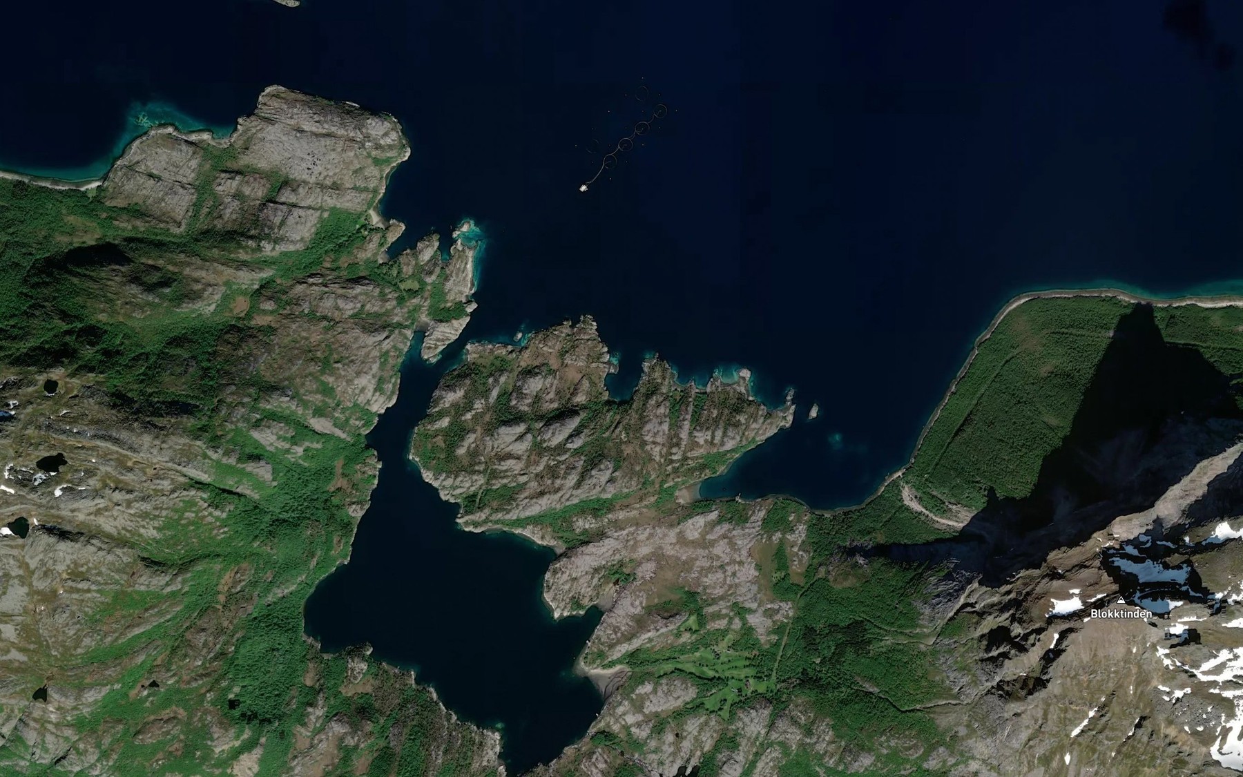 Satellite map of the Leirvika