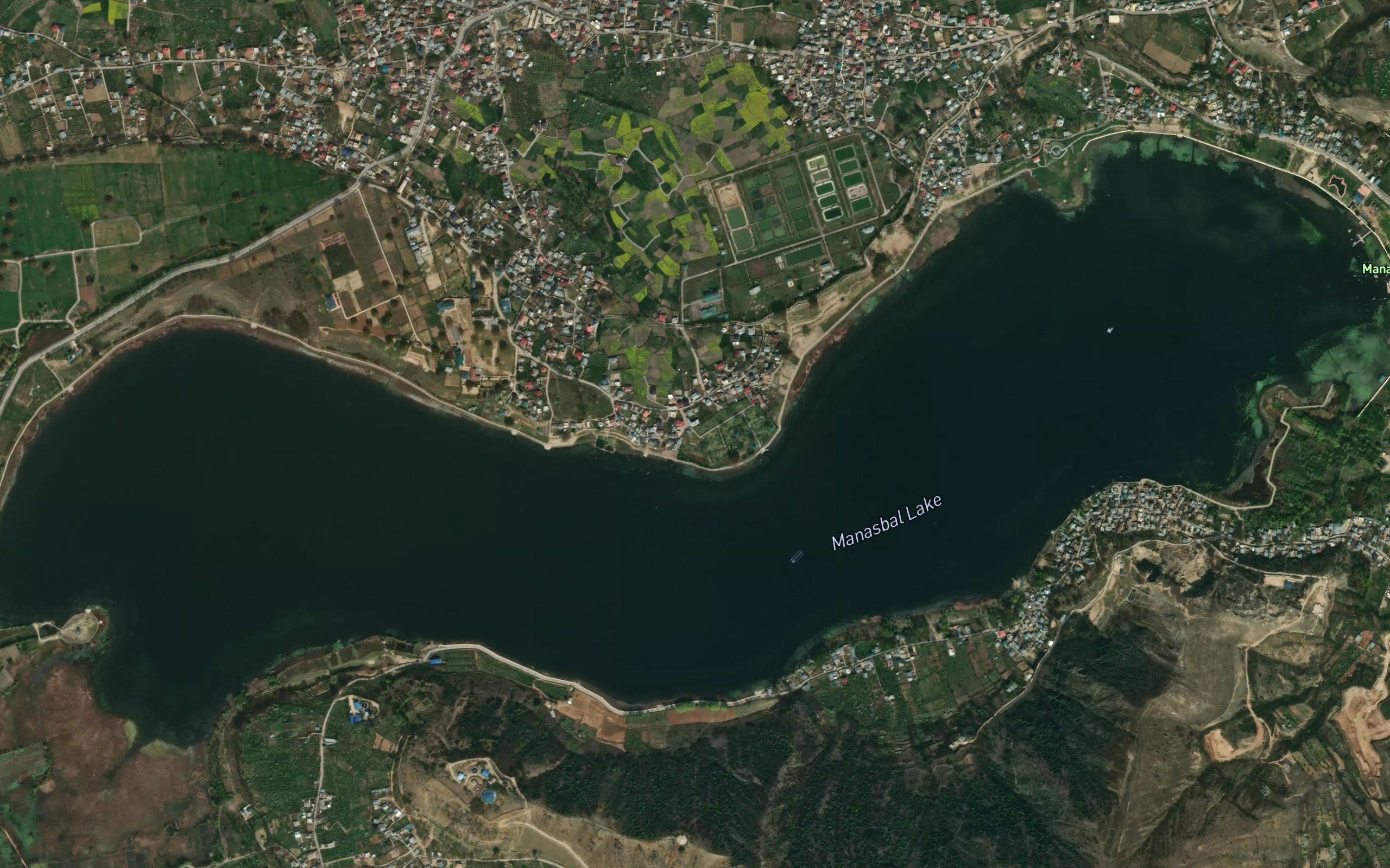 Lake Manasbal