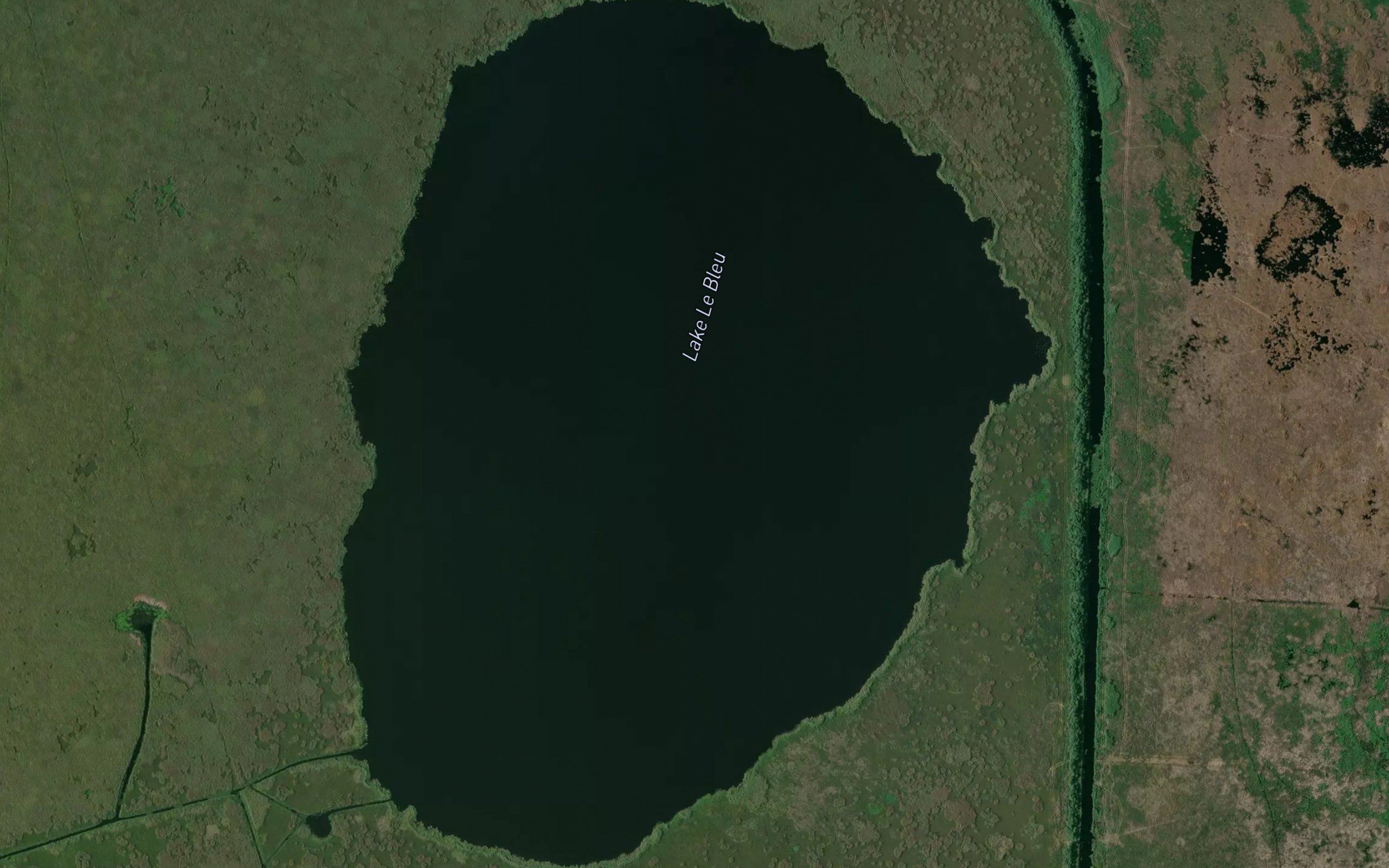 Lake Le Bleu