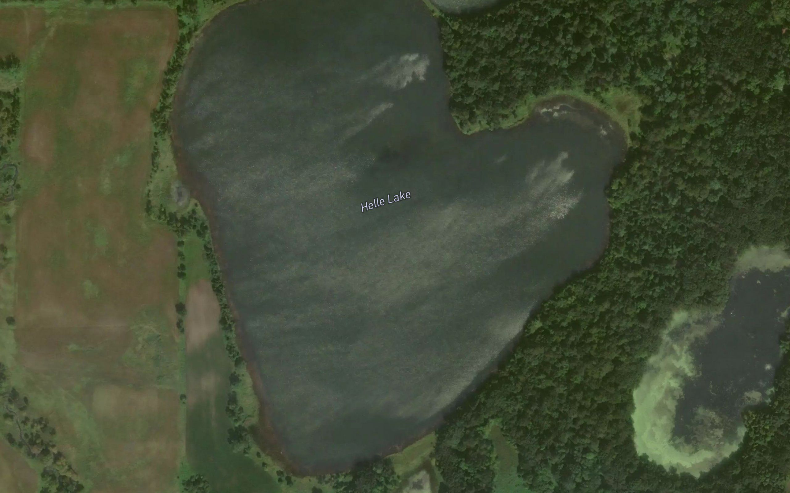 Helle Lake