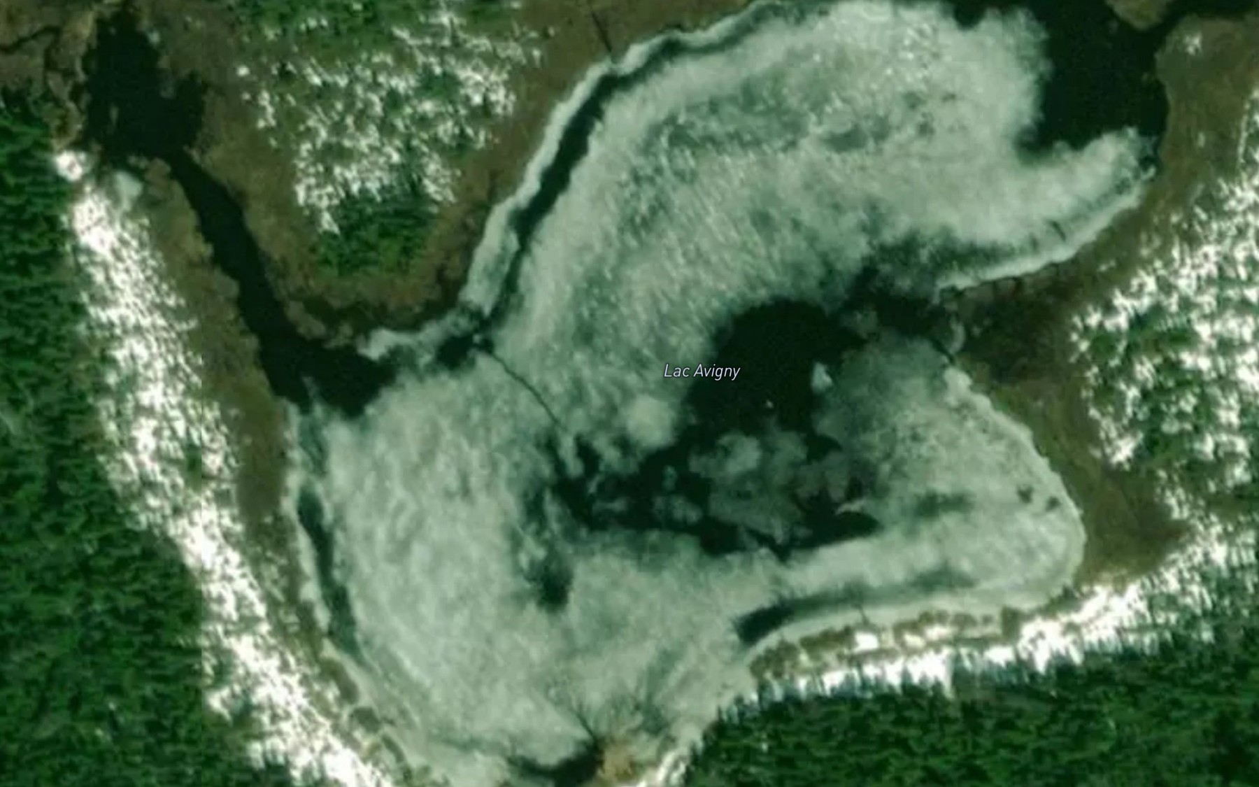 Satellite map of the Lac Avigny