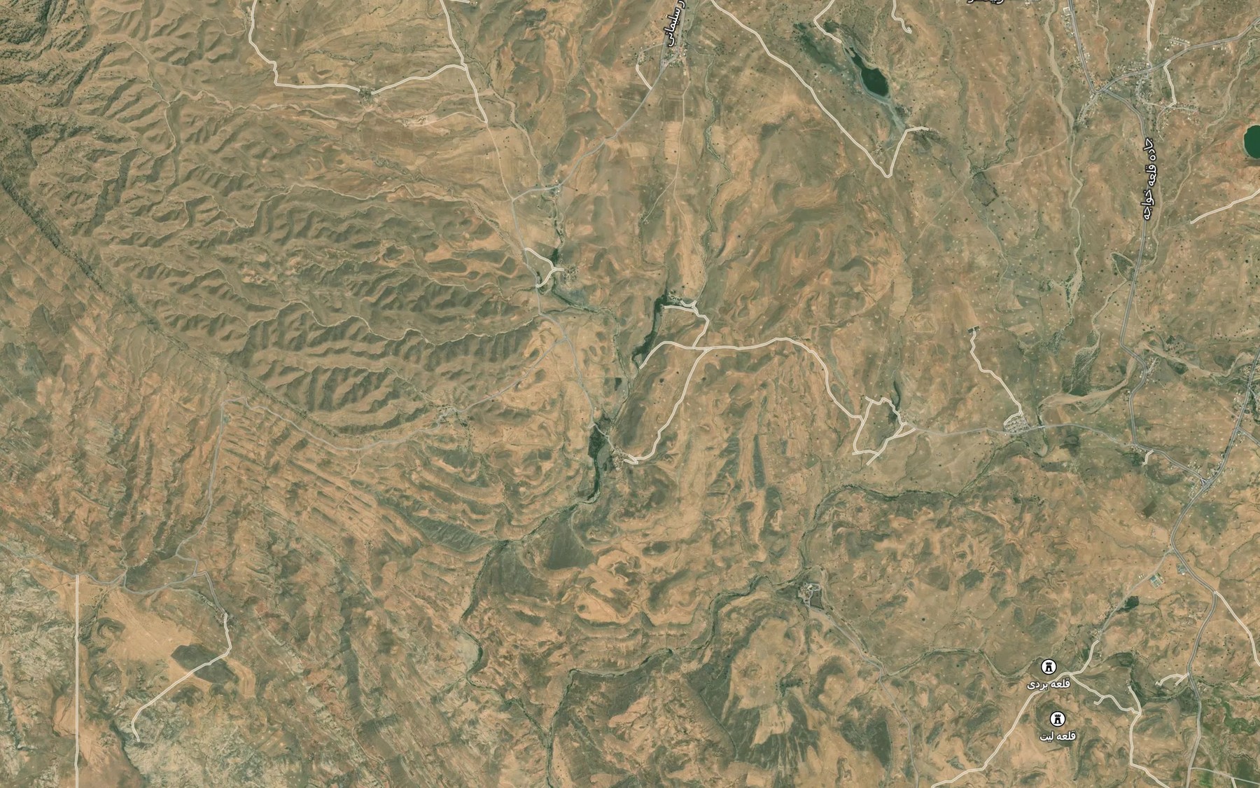 Satellite map of the Rudkhaneh-ye Garetin