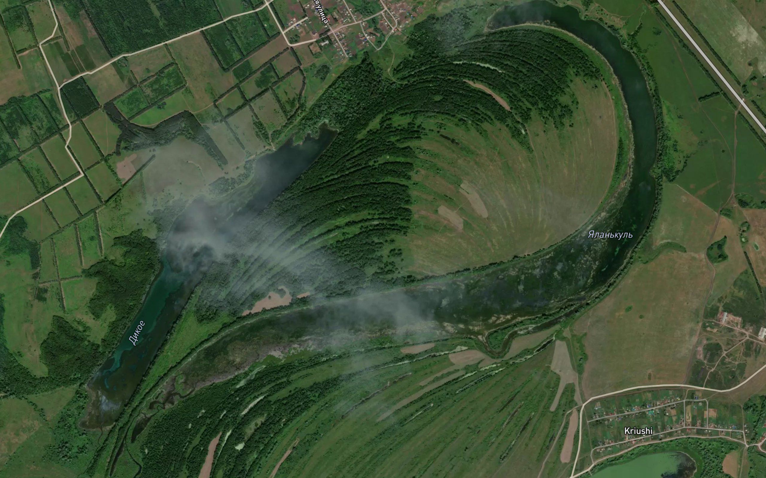 Ozero Yalan'kul'