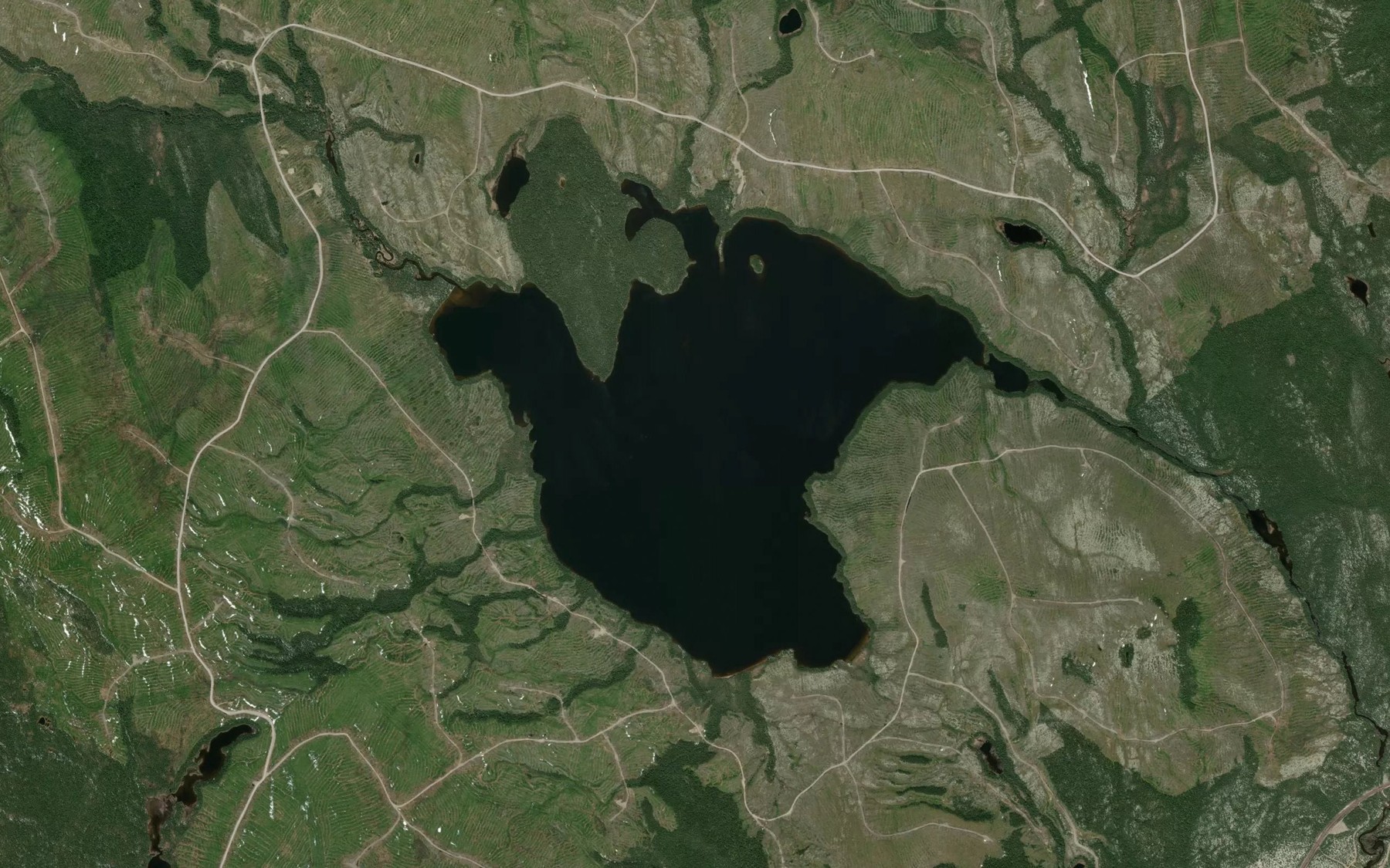 Satellite map of the Lac Muashk Uatuk