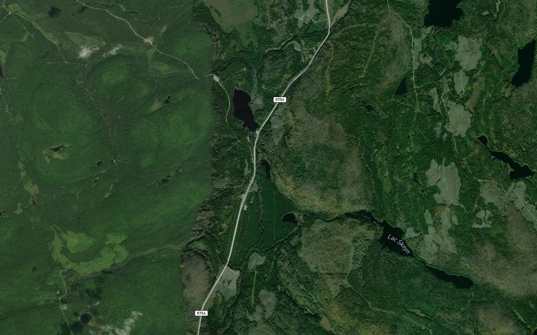 Satellite map of the Lac des Voeux