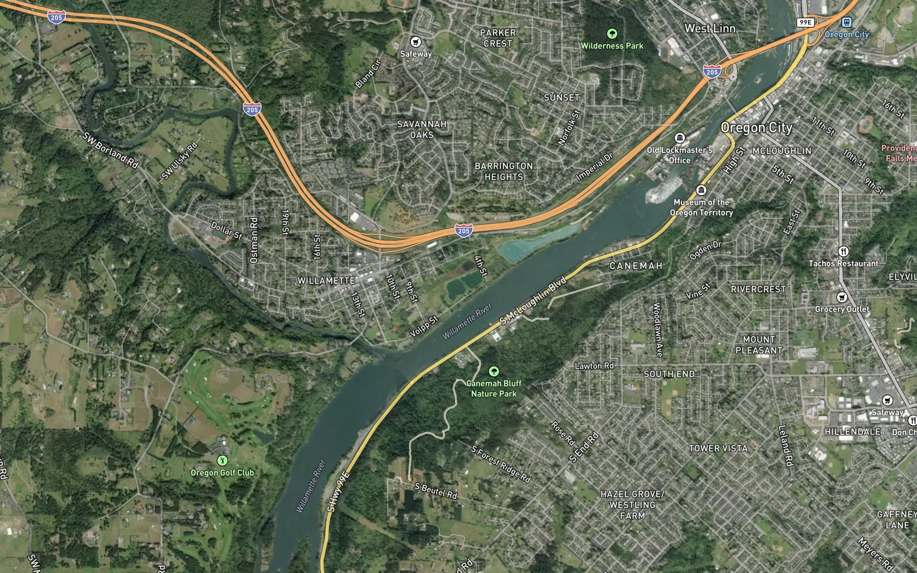 Satellite map of the Publisher's Pond