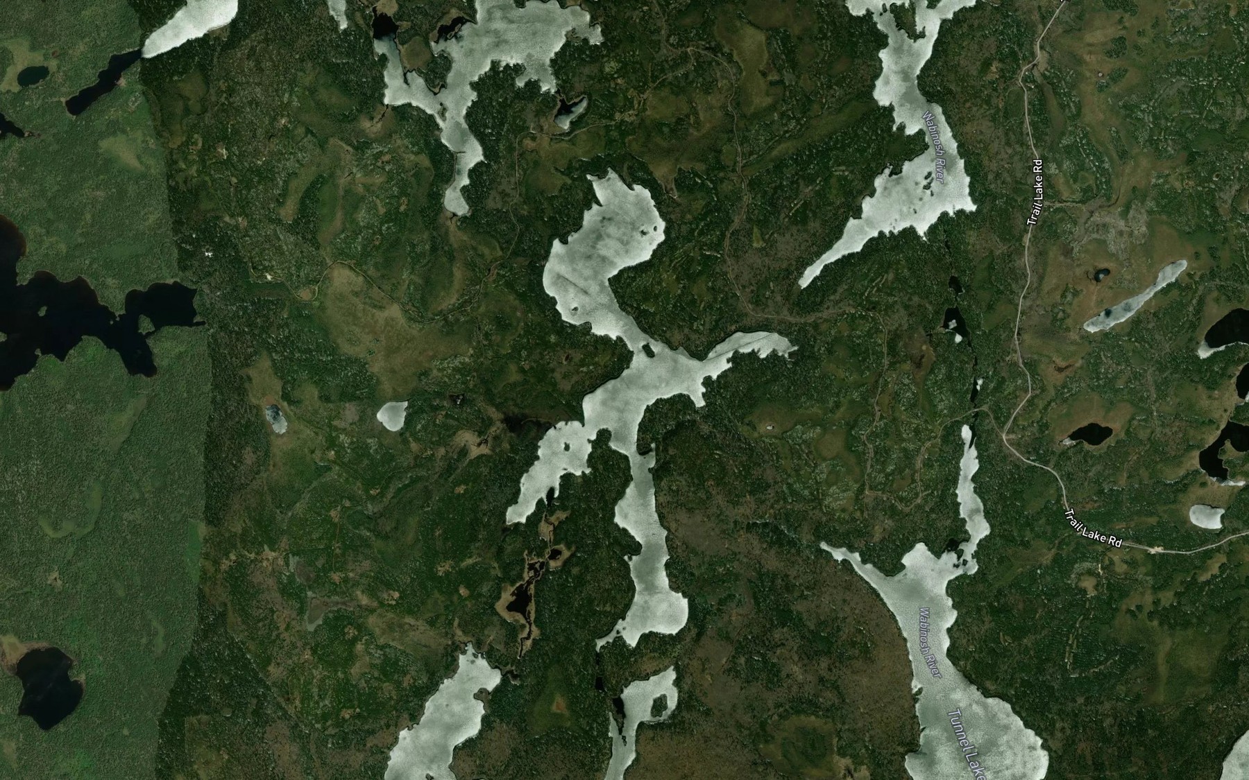 Satellite map of the Rocky Island Lake