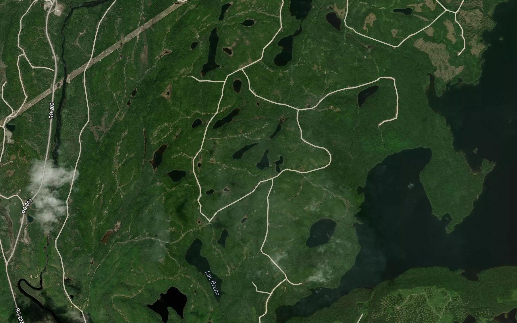 Satellite map of the Lac Profond
