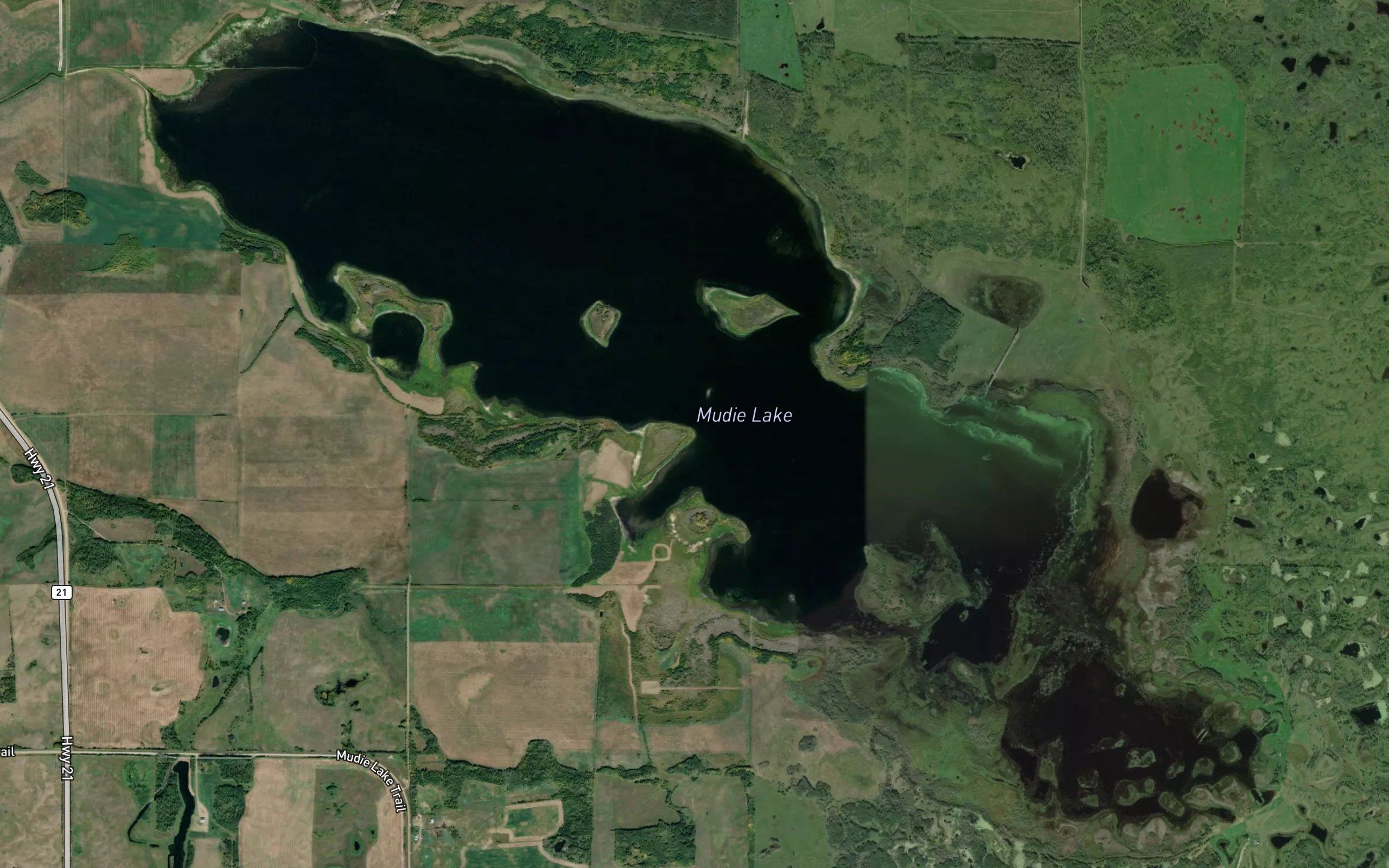 Mudie Lake