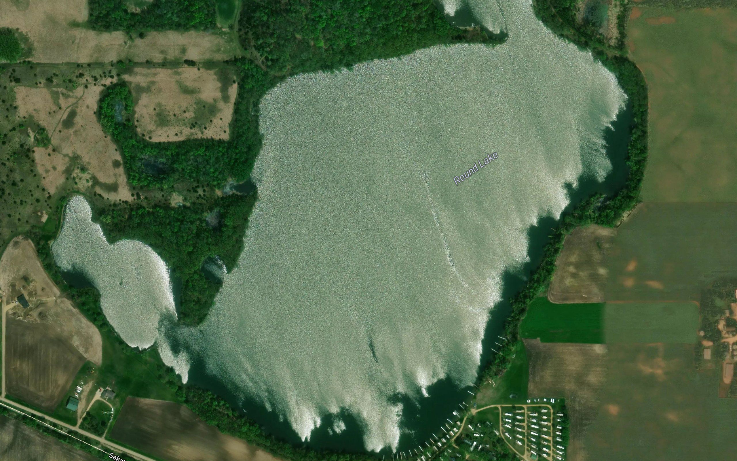 Round Lake