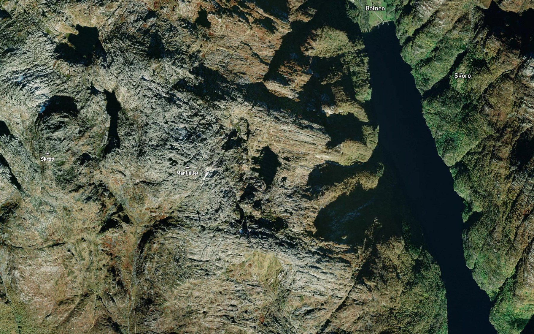 Satellite map of the Oaldstjorni