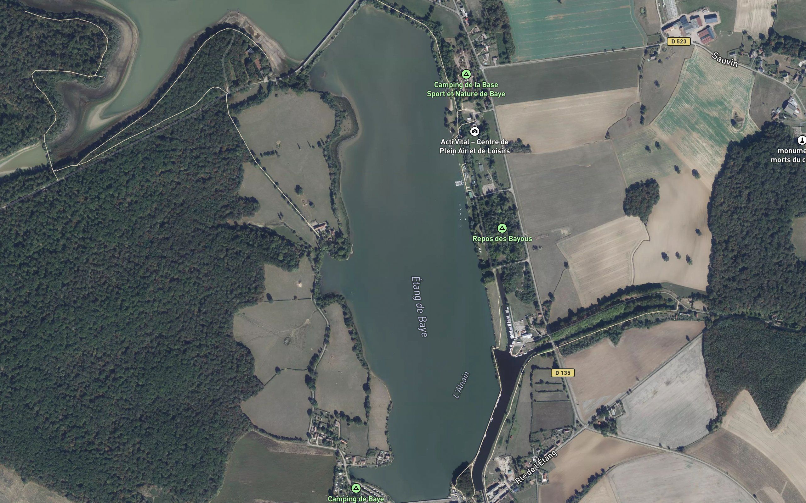 Etang de Baye