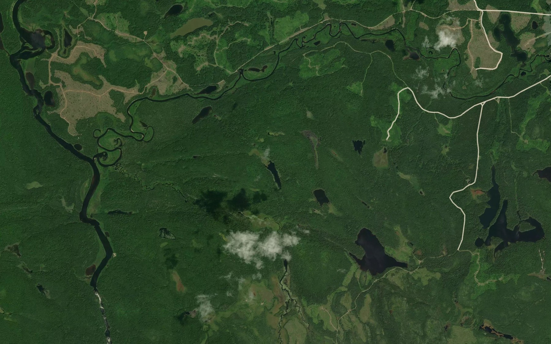 Satellite map of the Lac Trouble