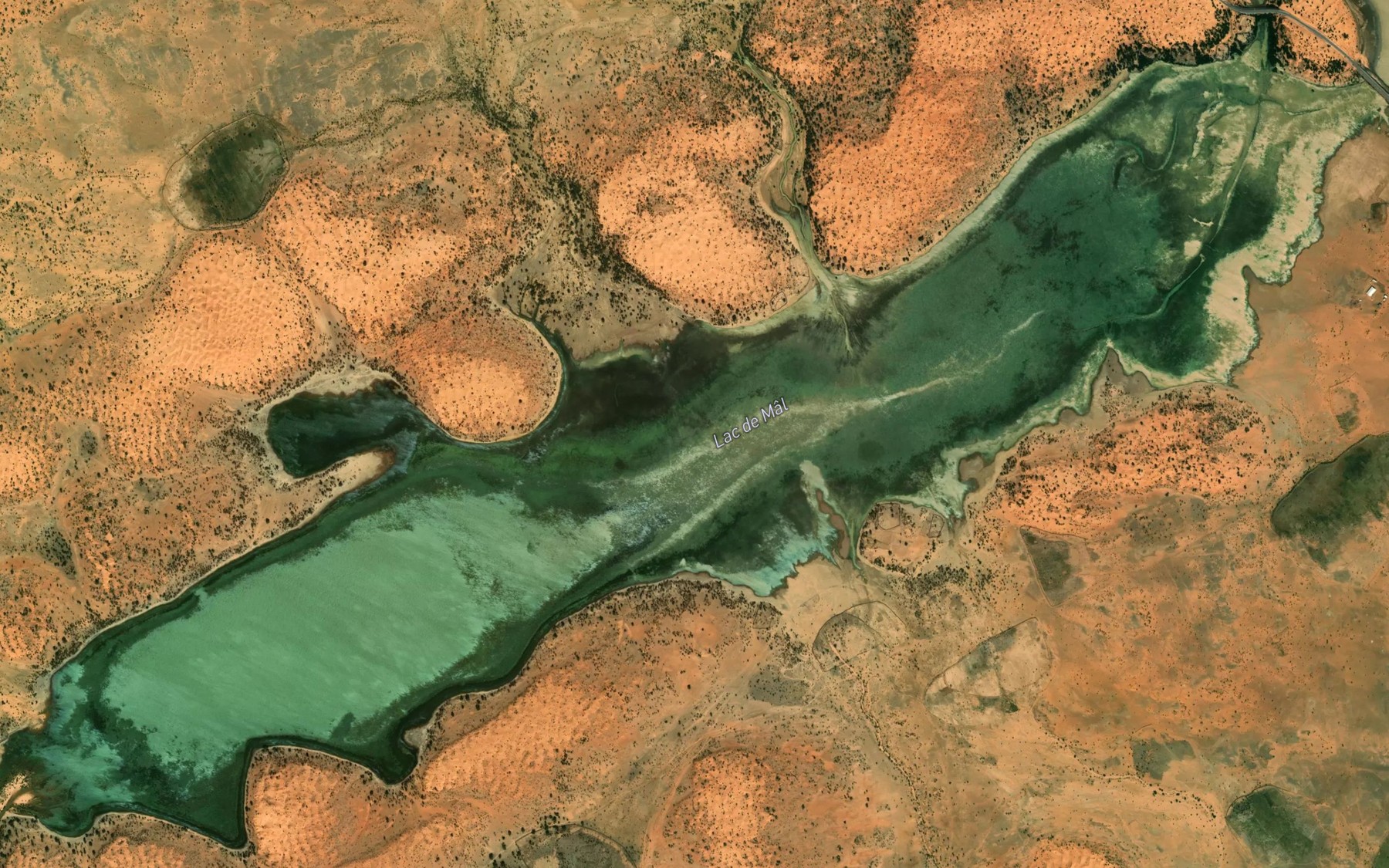 Satellite map of the Lac de Mal