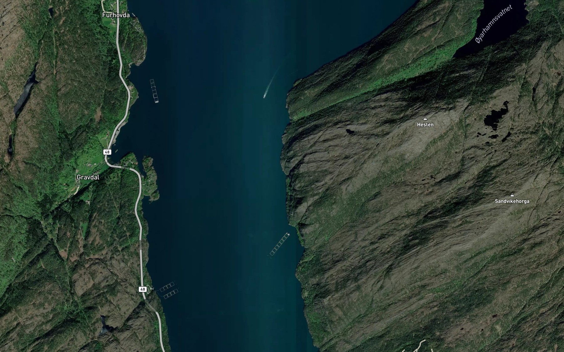 Satellite map of the Lyrehola