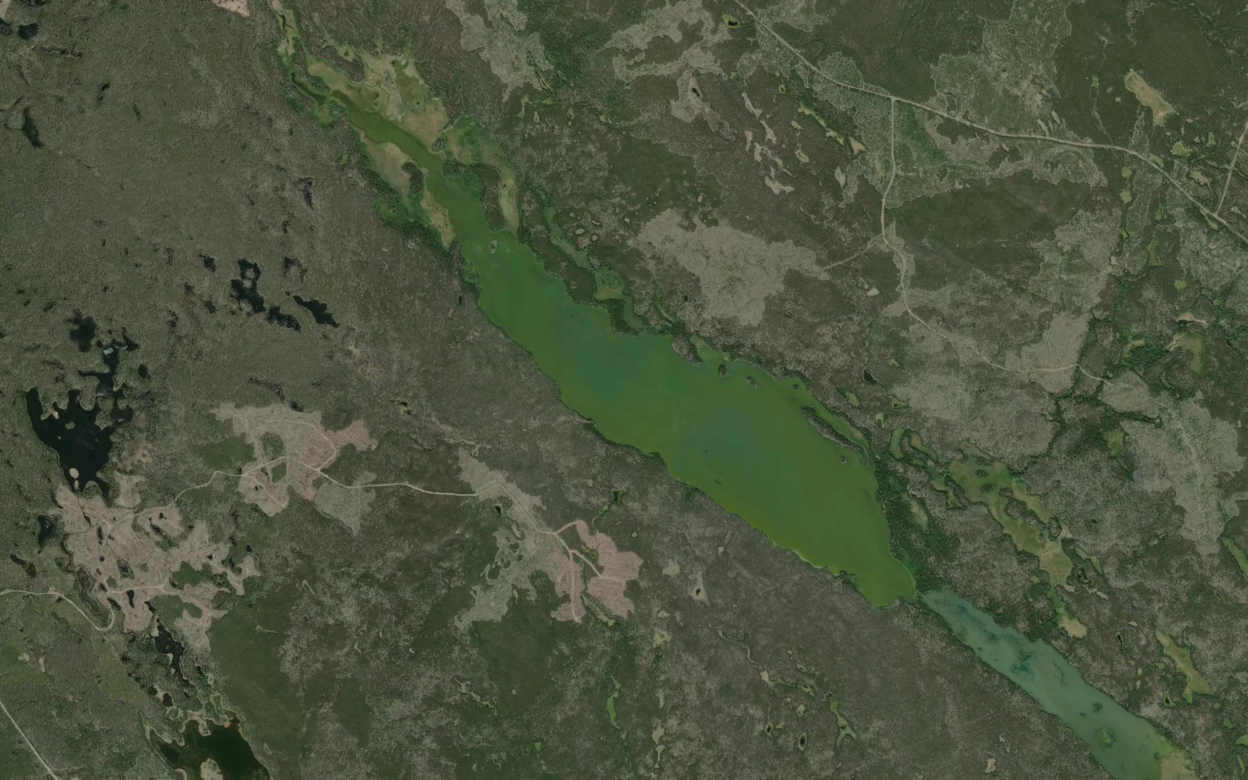 Aktaklin Lake