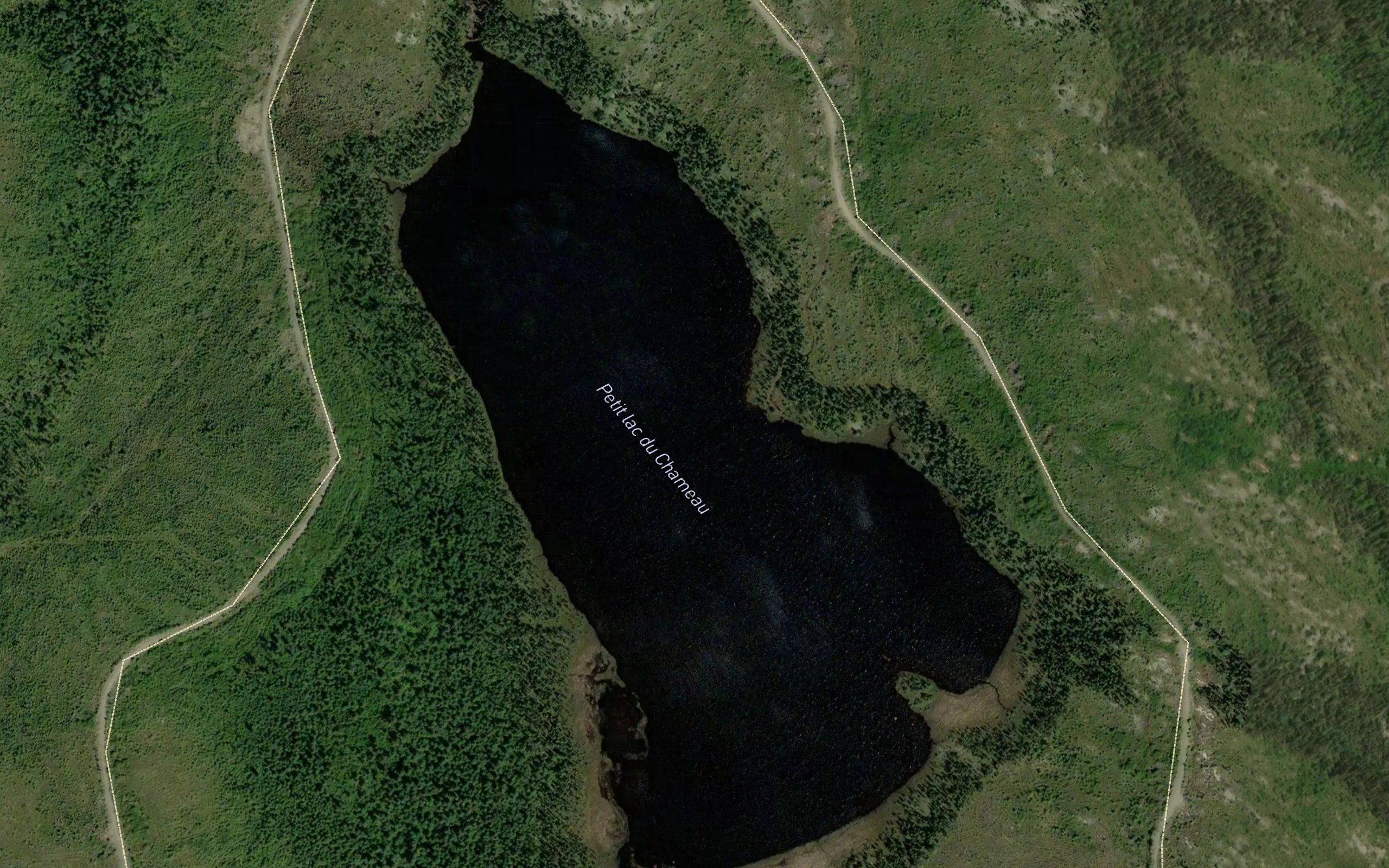 Petit lac du Chameau