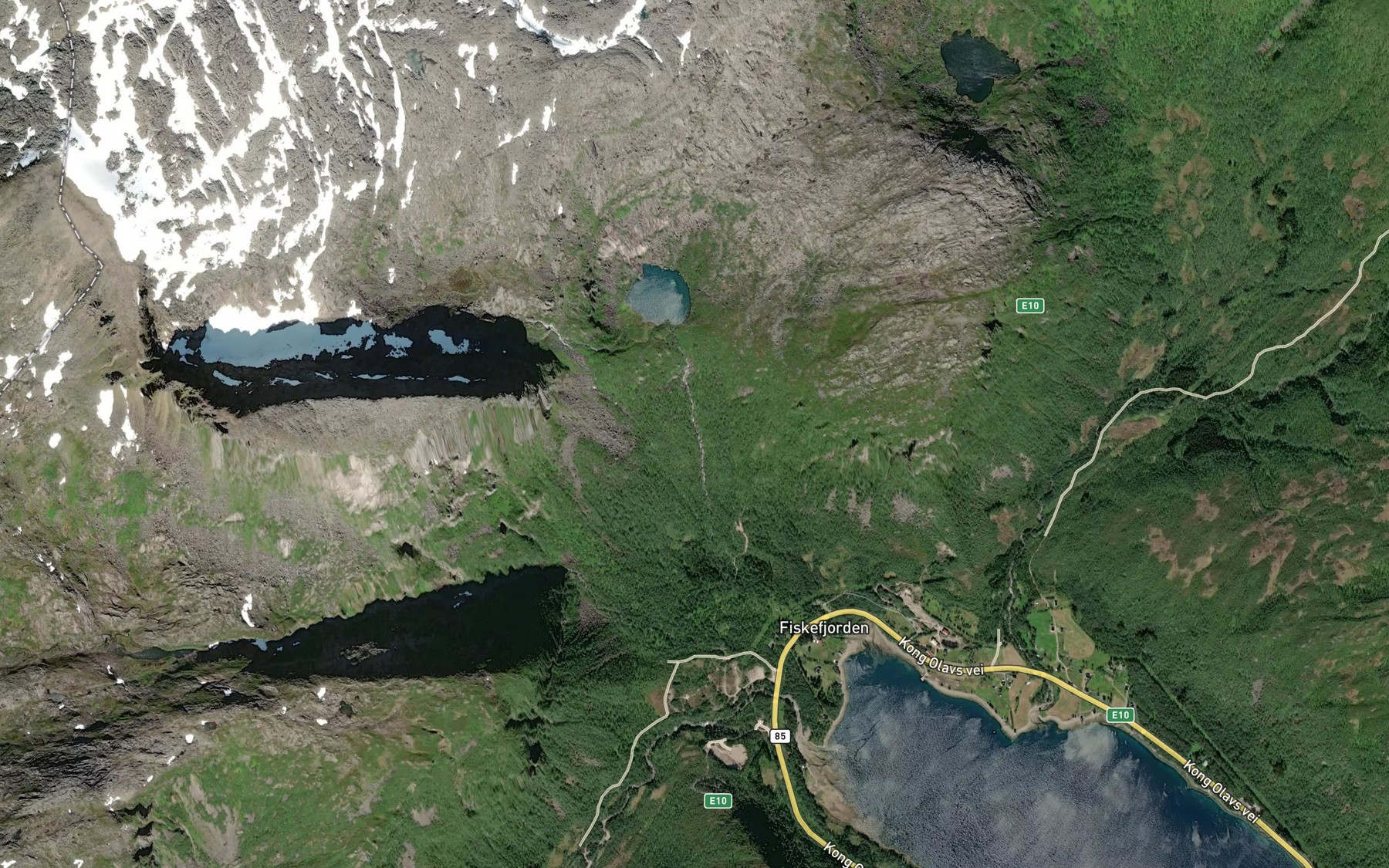Satellite map of the Oselva