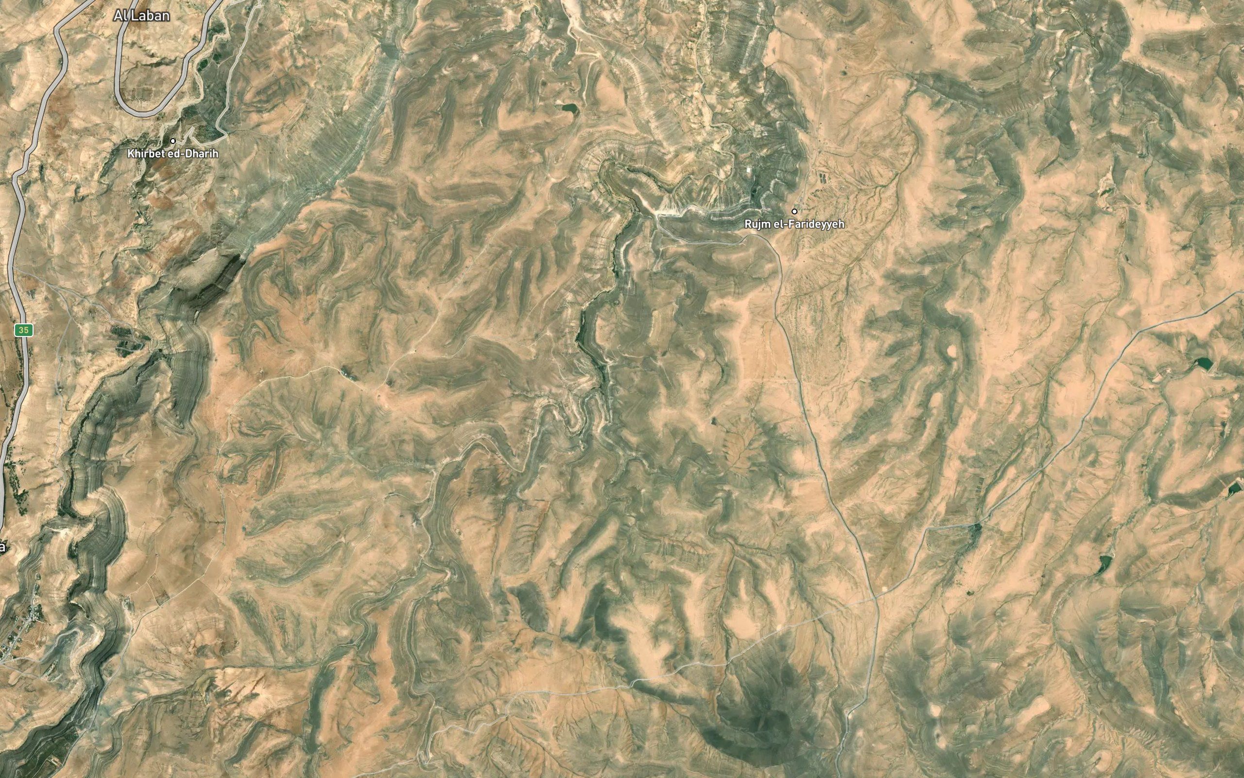`Ayn al `Uwaynidah