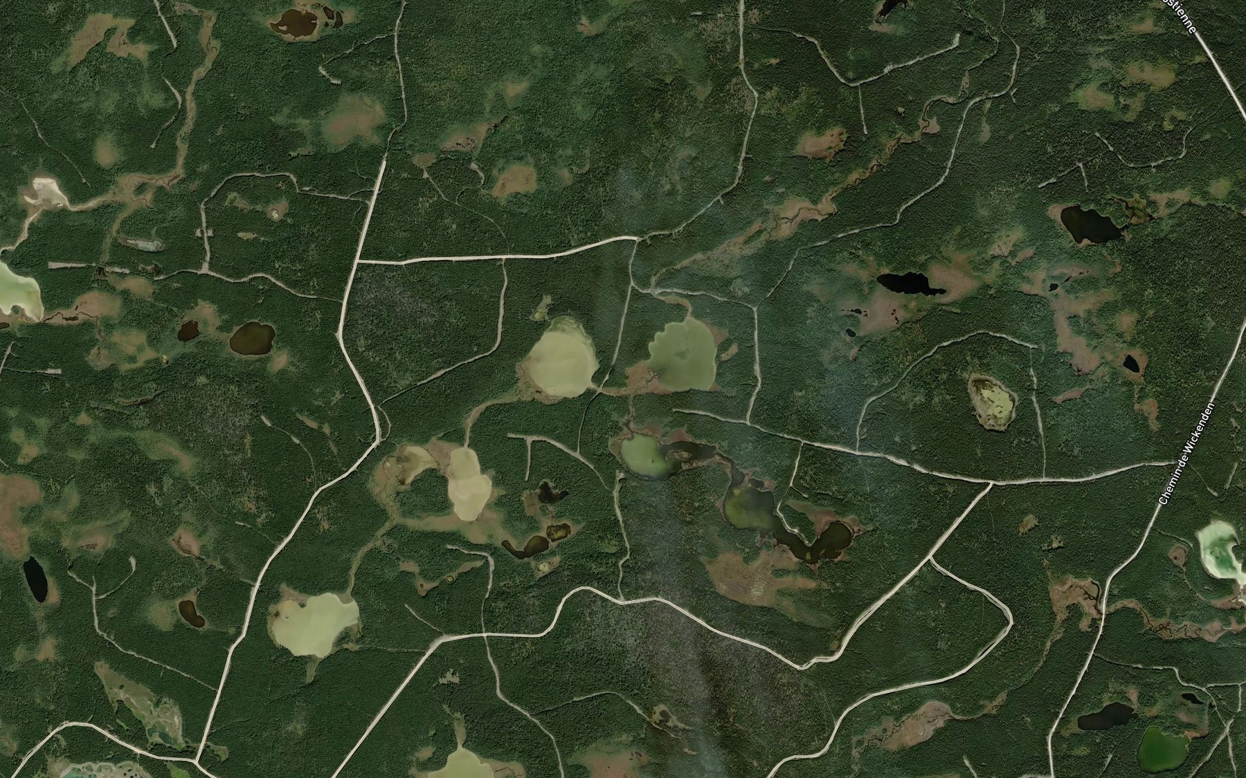 Satellite map of the Etangs Jumeles
