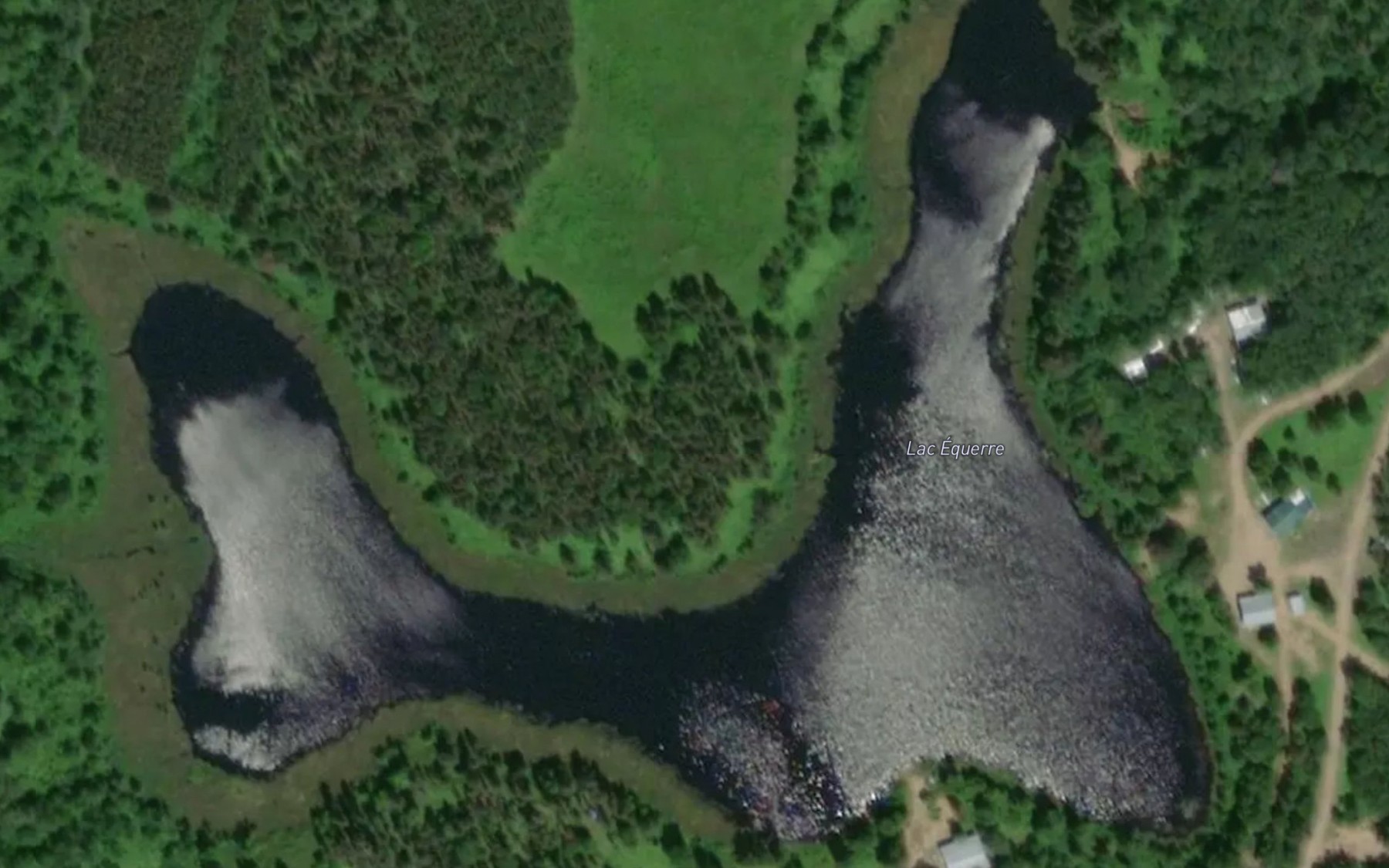 Satellite map of the Lac Equerre