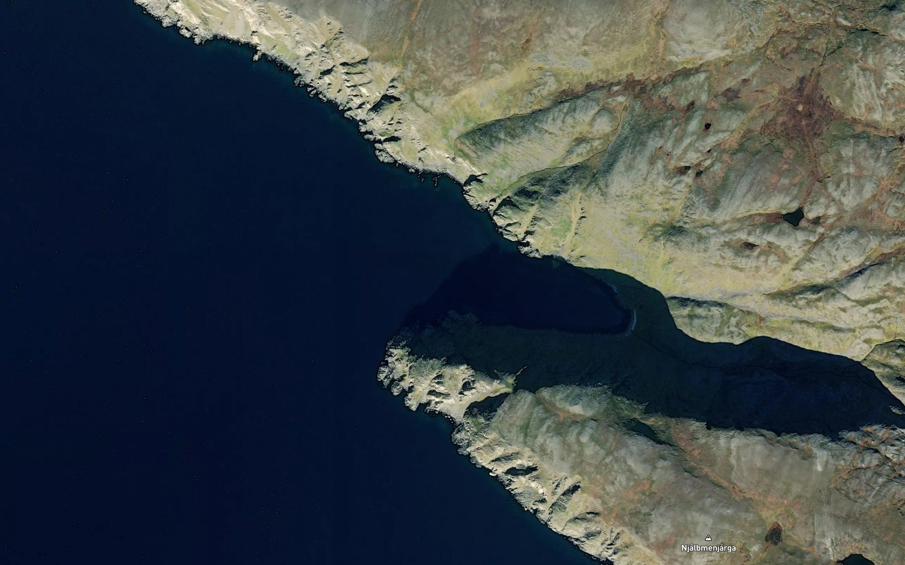 Satellite map of the Storkjeftan
