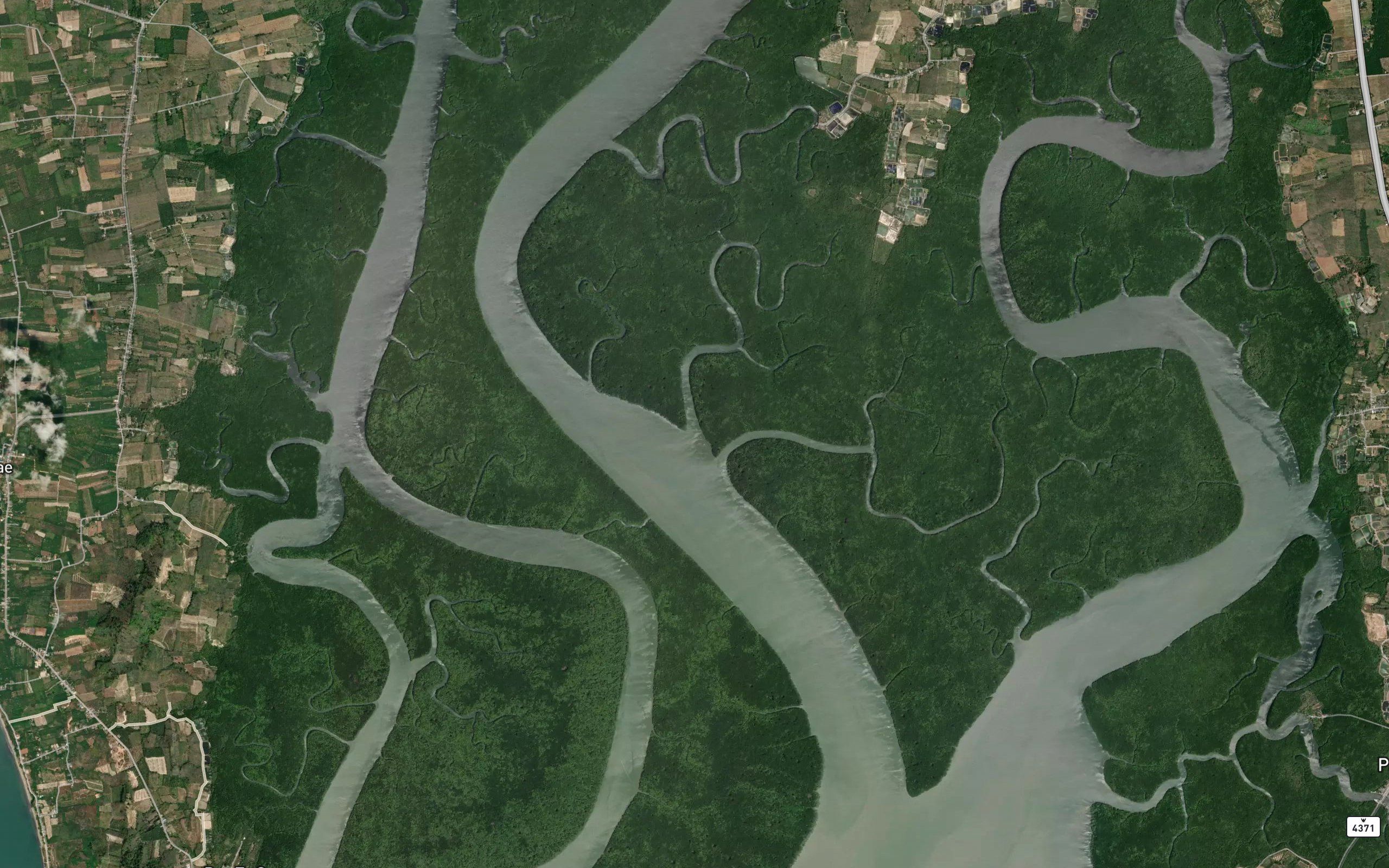 Khlong To