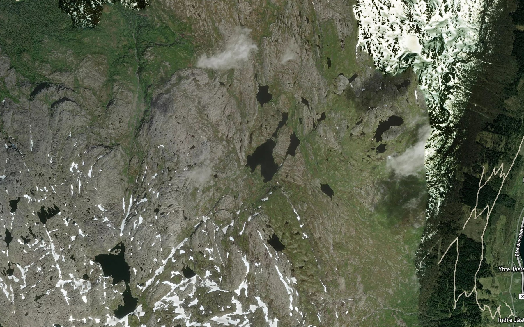Satellite map of the Vassdalsvatnet,ovre