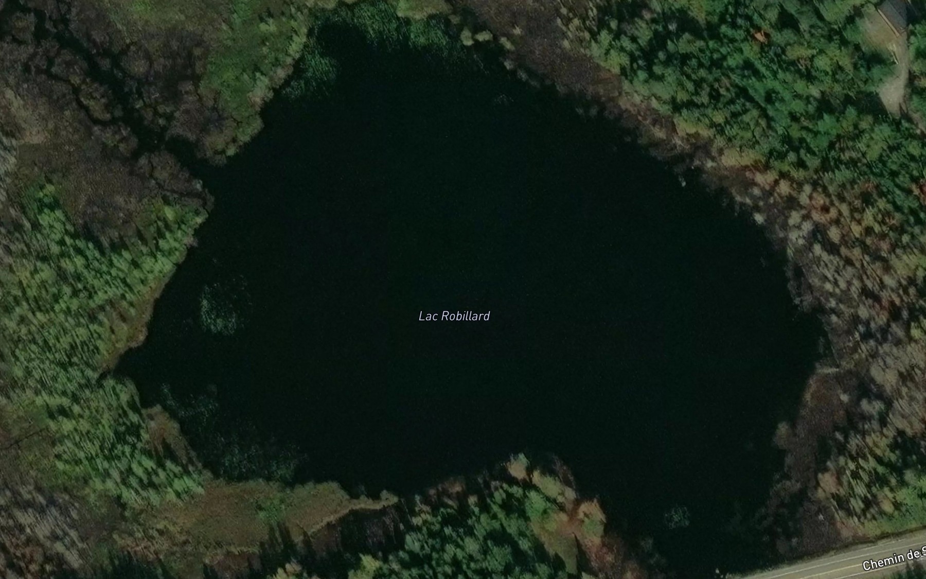 Satellite map of the Lac Robillard