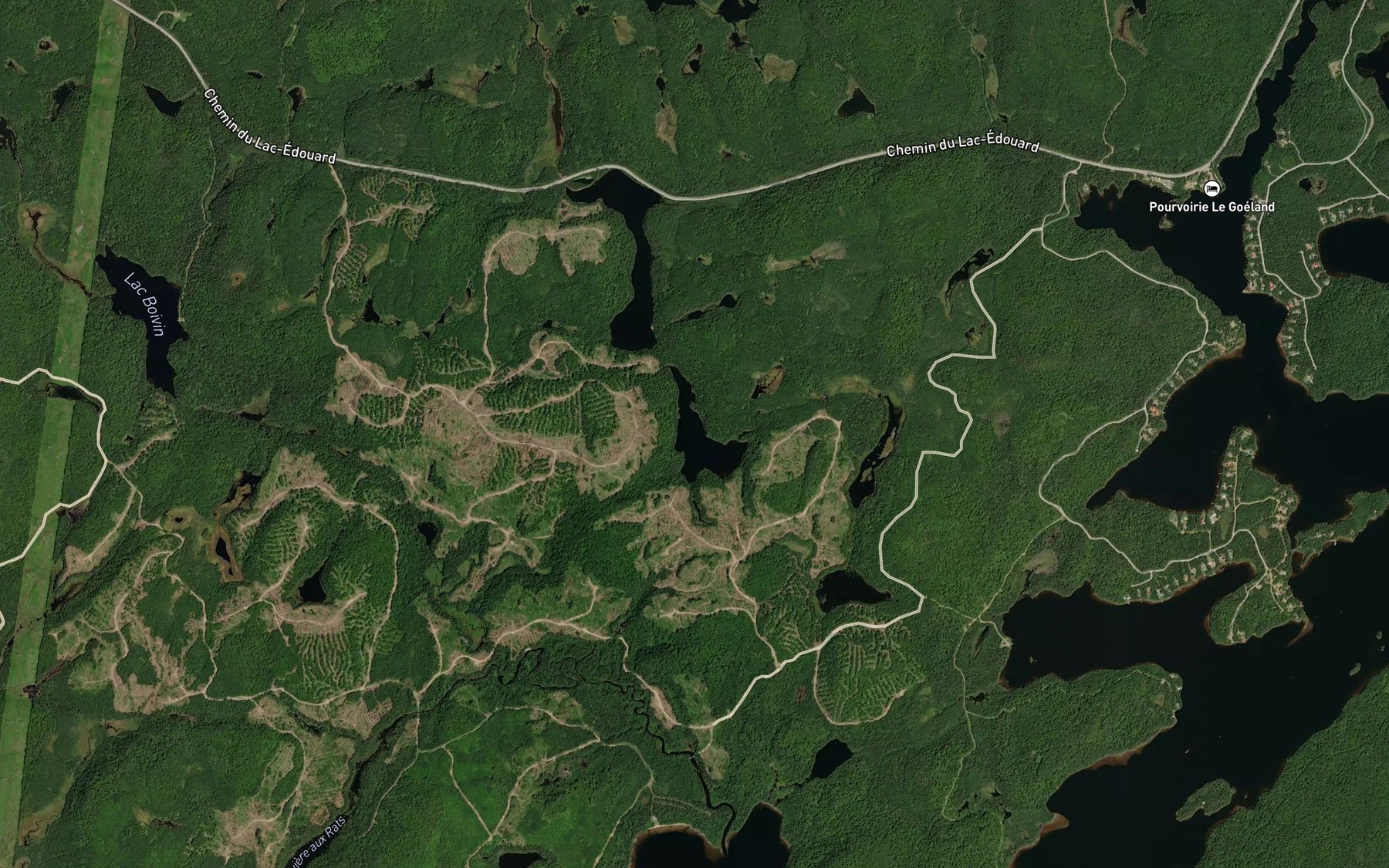 Satellite map of the Deuxieme lac Cochon