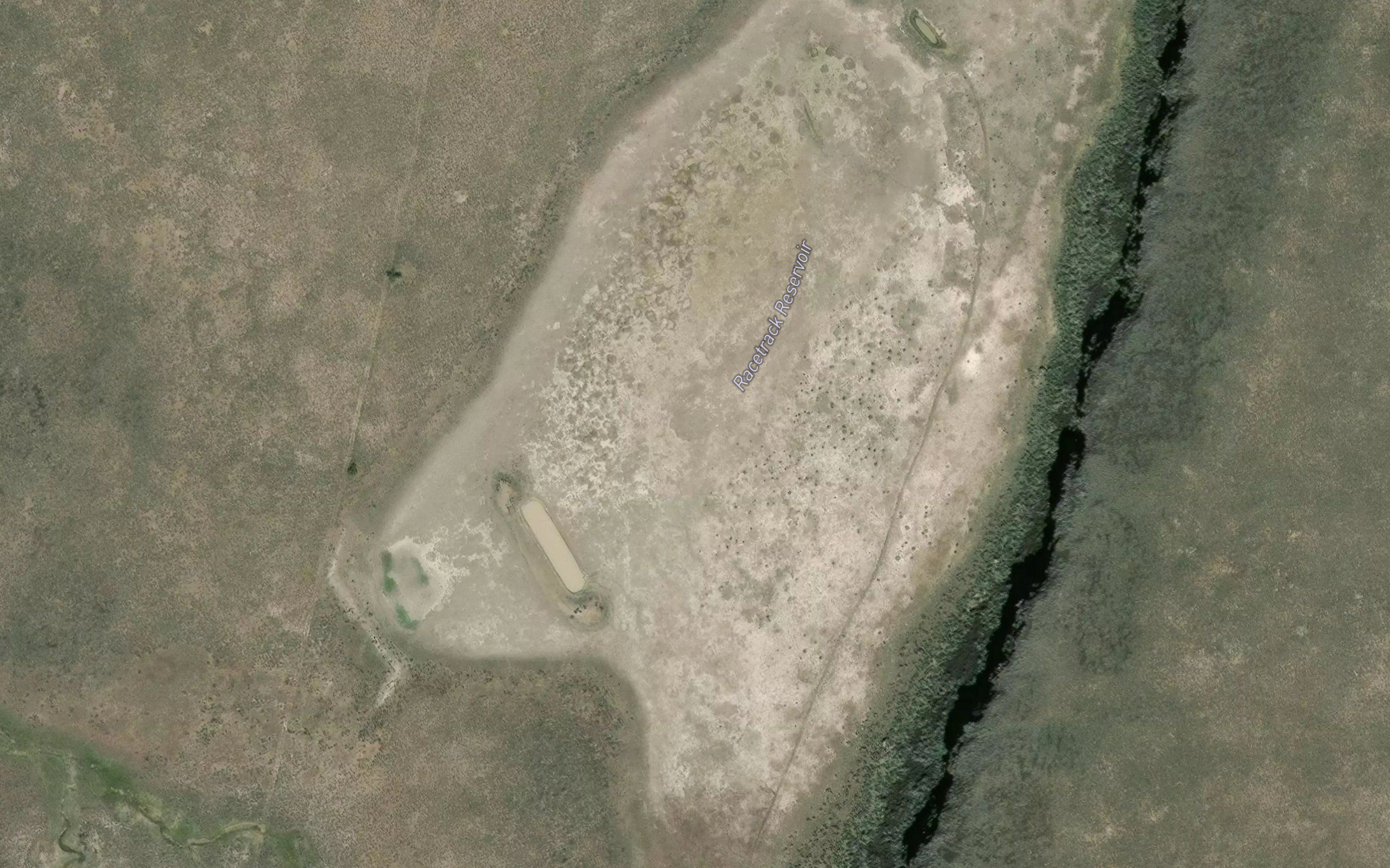 Racetrack Reservoir