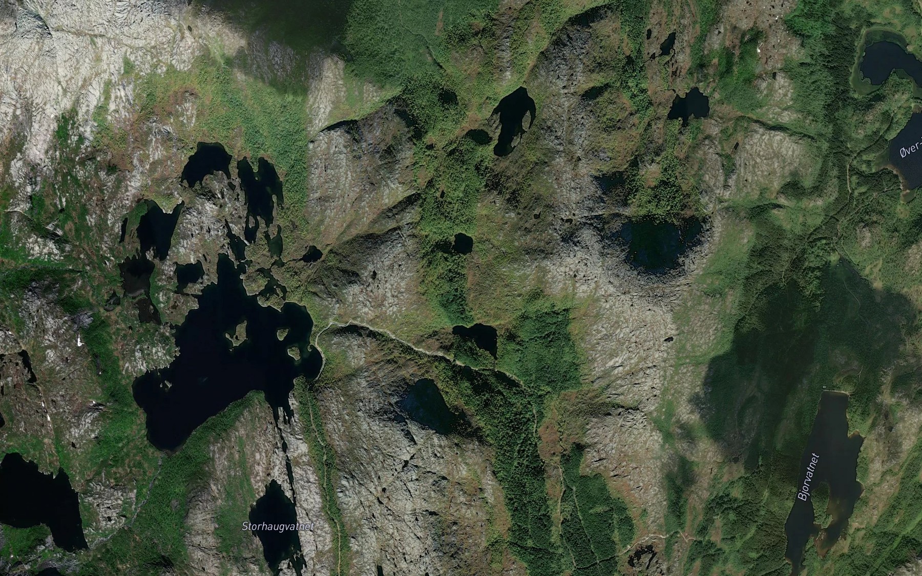 Satellite map of the Dyrvollvatnan