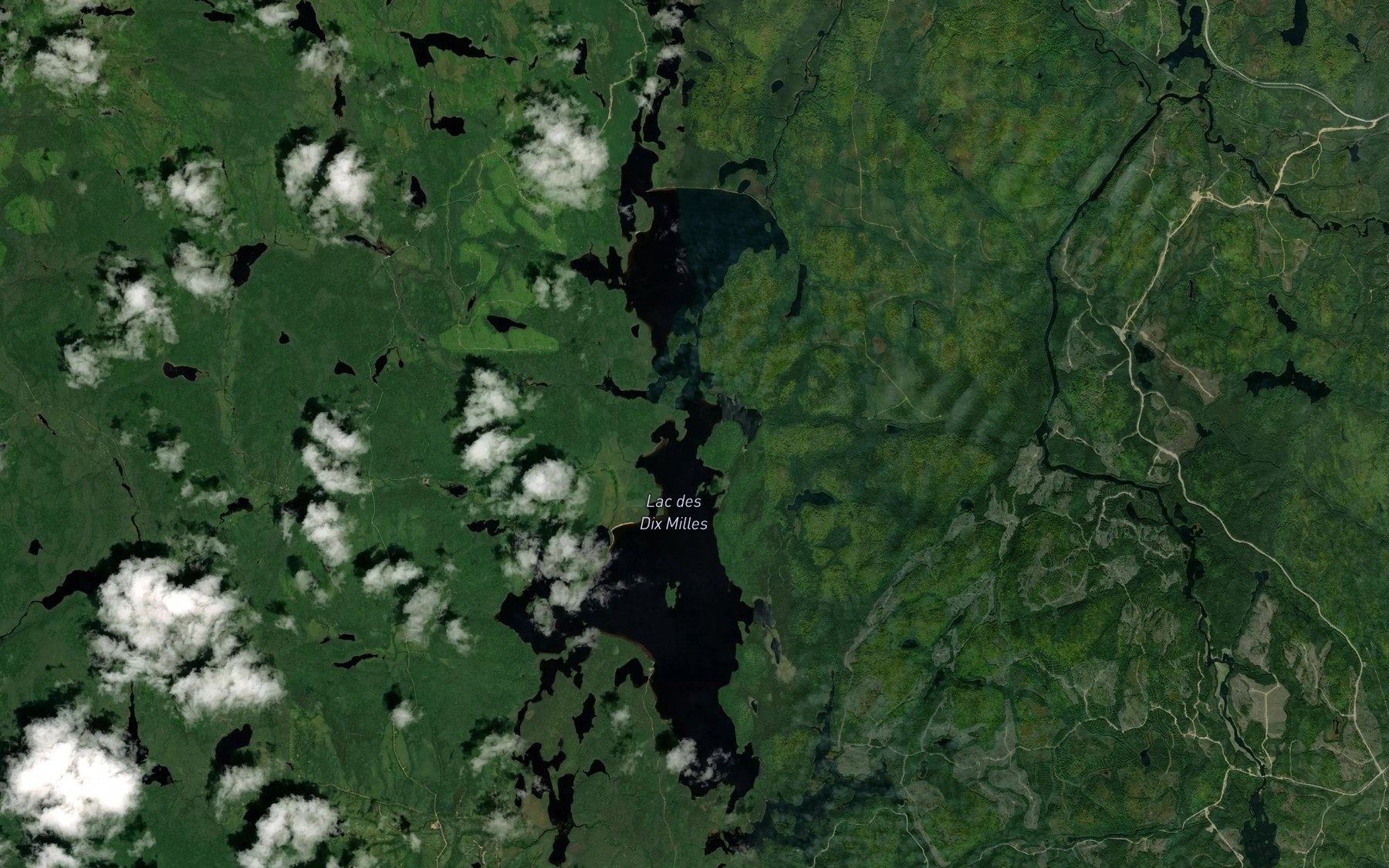 Satellite map of the Lac des Dix Milles