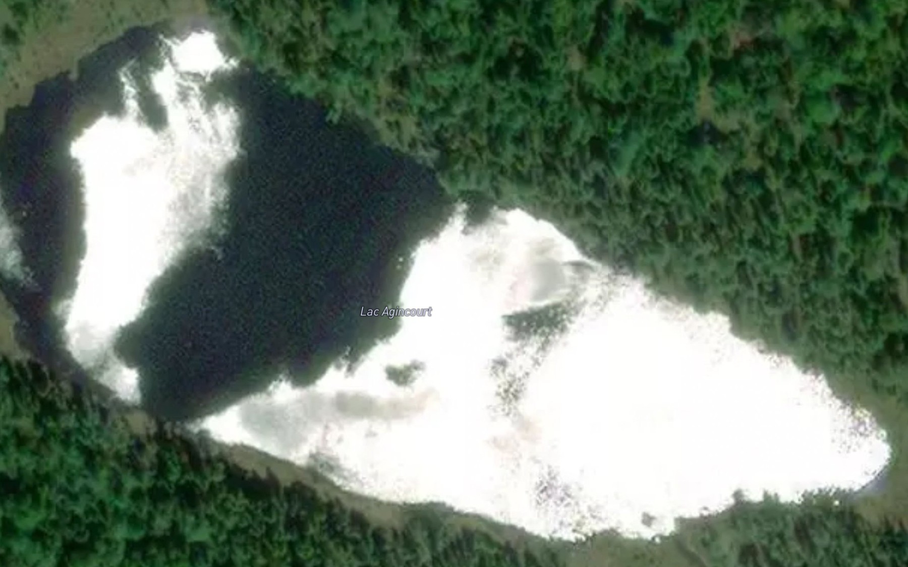 Satellite map of the Lac Agincourt