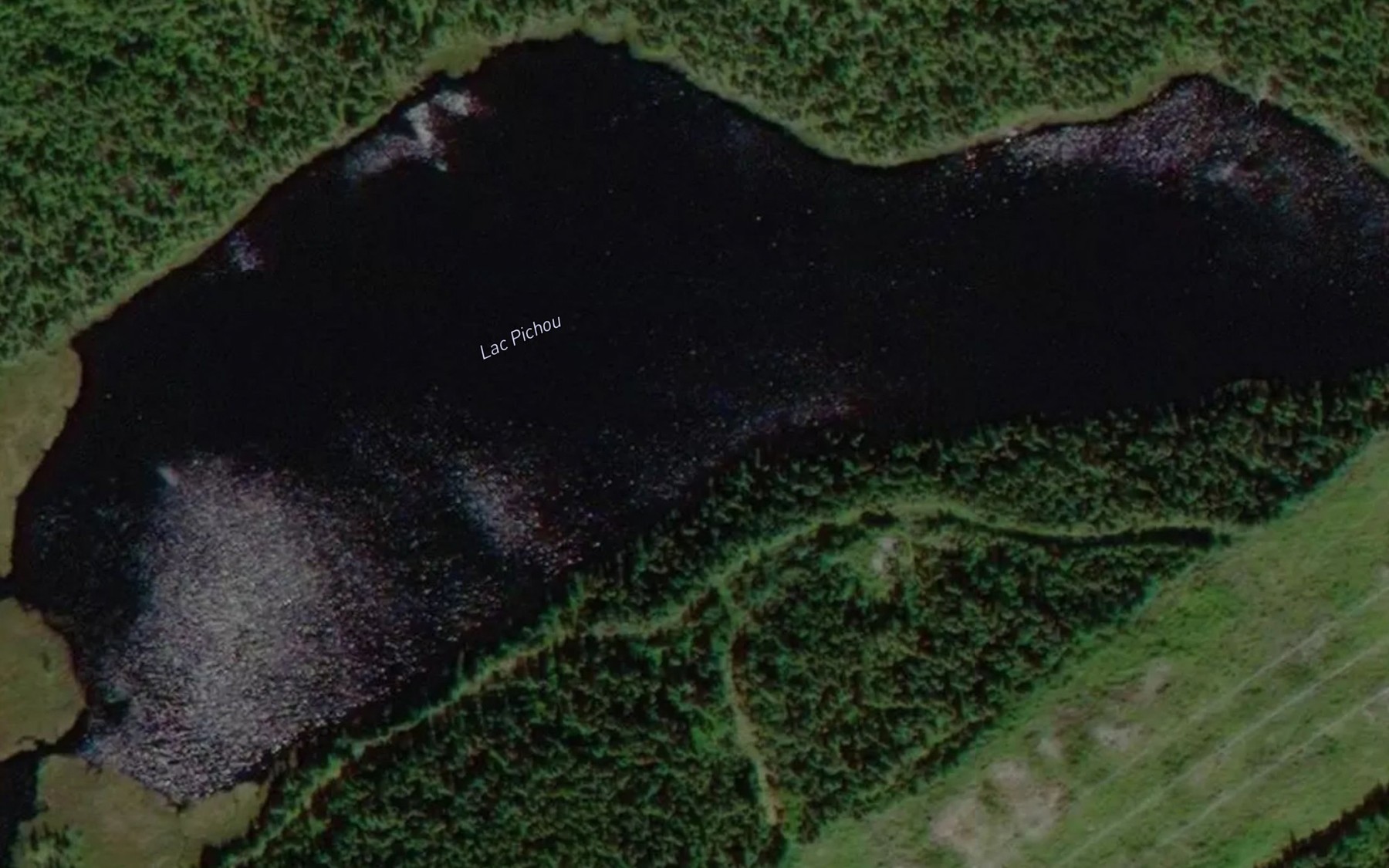 Satellite map of the Lac Pichou