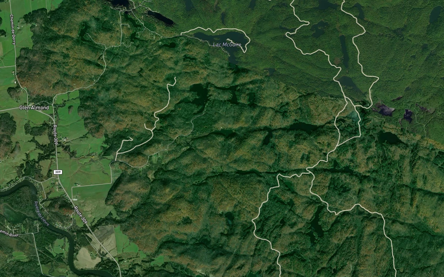 Satellite map of the Lac Ladouceur