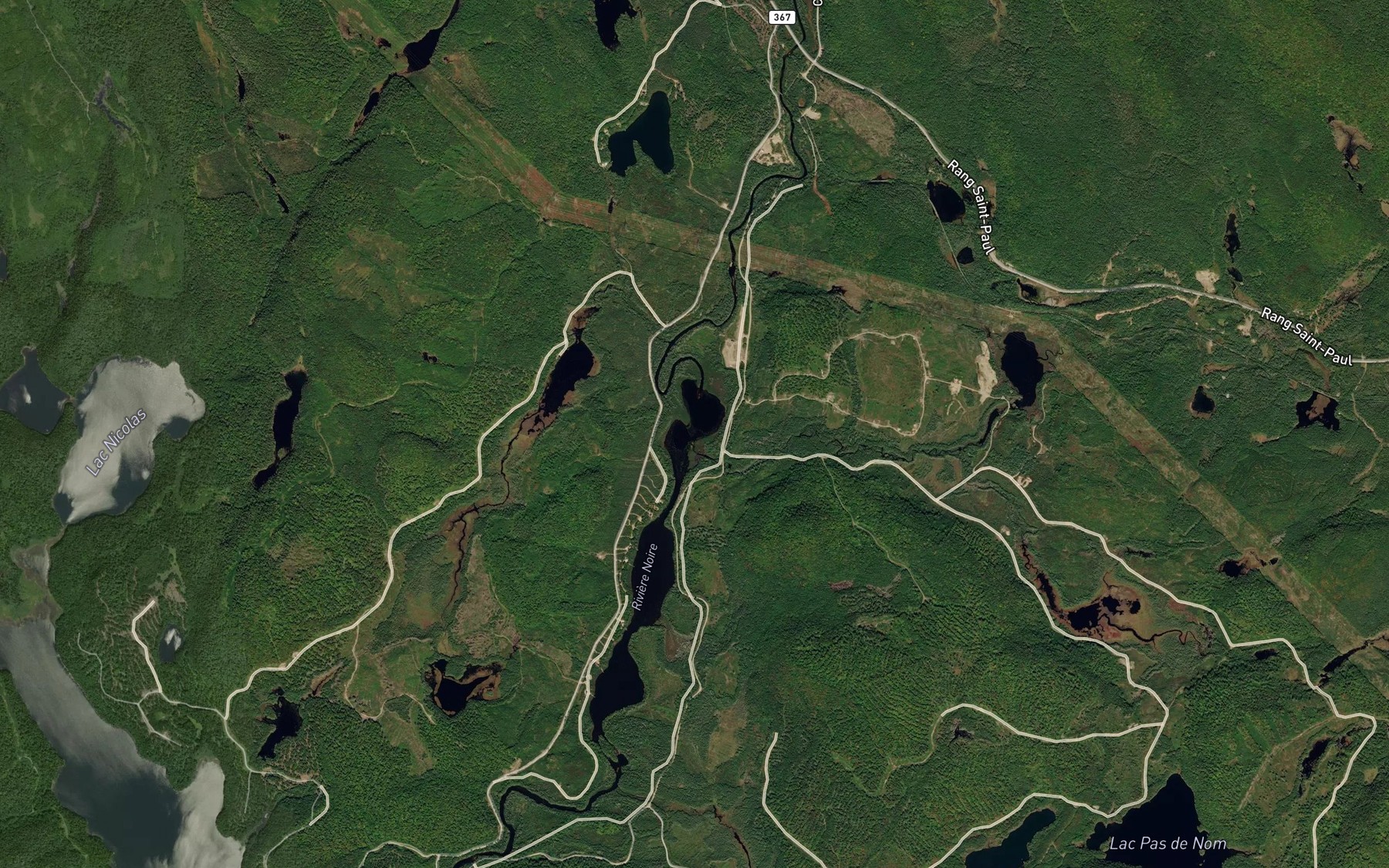 Satellite map of the Premier lac Pioui