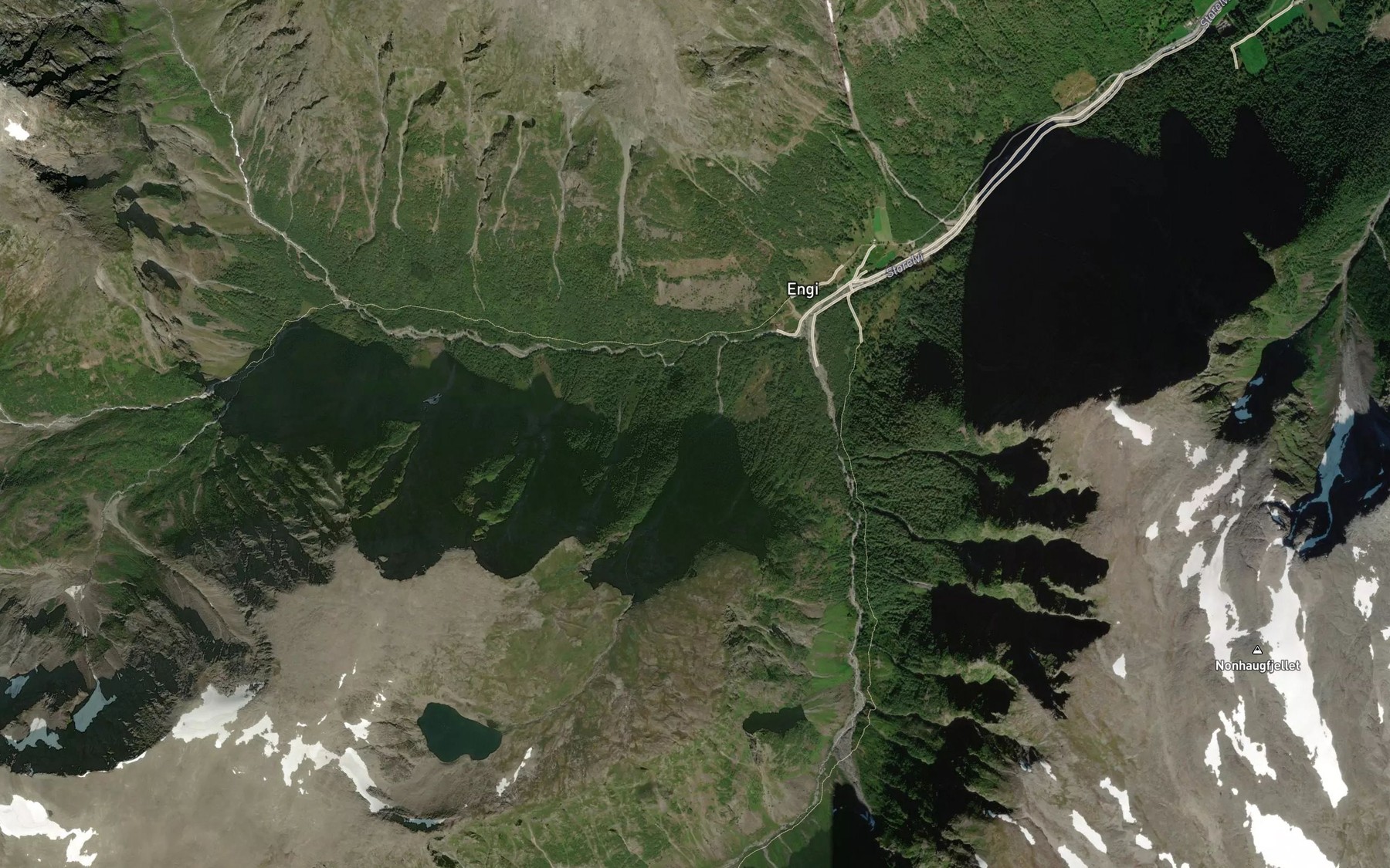 Satellite map of the Lauvhoggelvi